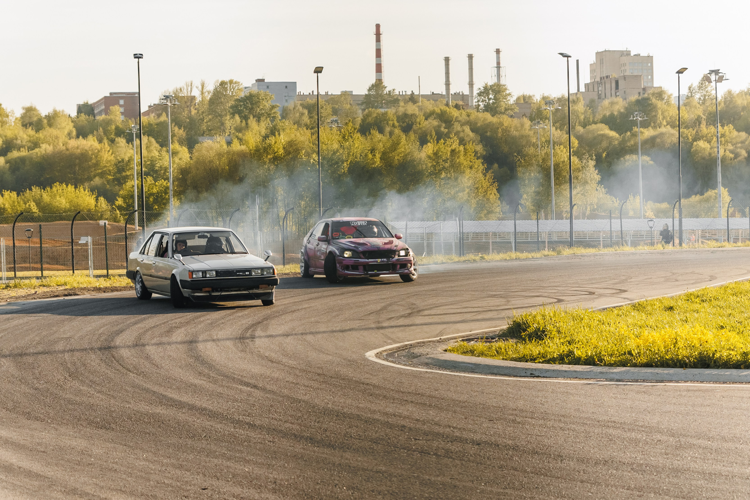 Выставка и дрифт машин. Репортажный фотограф. Москва. Алина Ланская