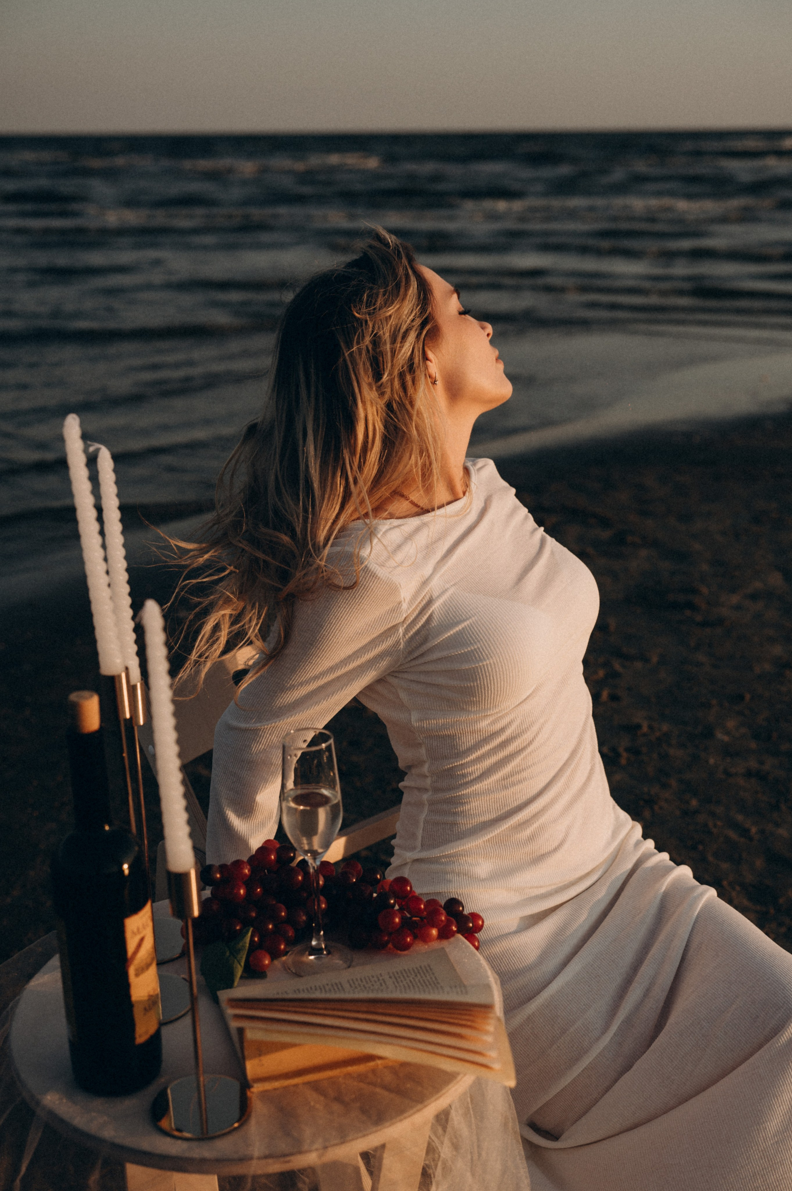 Нежная Галина в красивом закате. Мариуполь фото. Фотограф Мариуполь.Индивидуальные съёмки. Детские, семейные, коммерческие