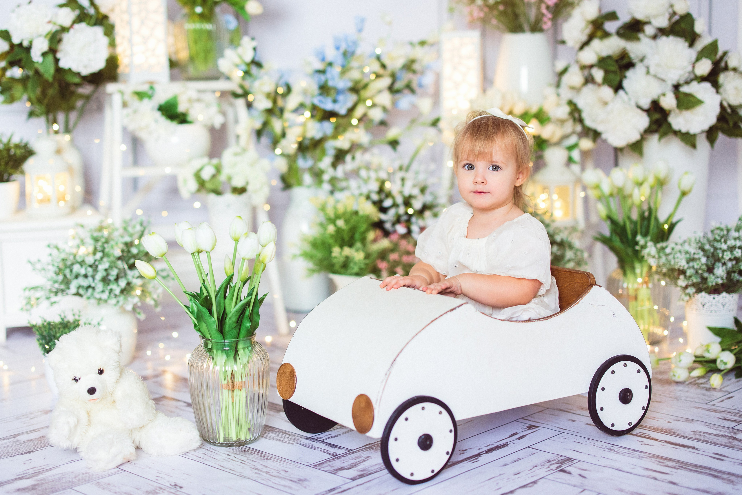 Детская фотосессия к 8 марта в фотостудии г. Краснодара. Семейный и детский фотограф в Краснодаре Анна Трашкова