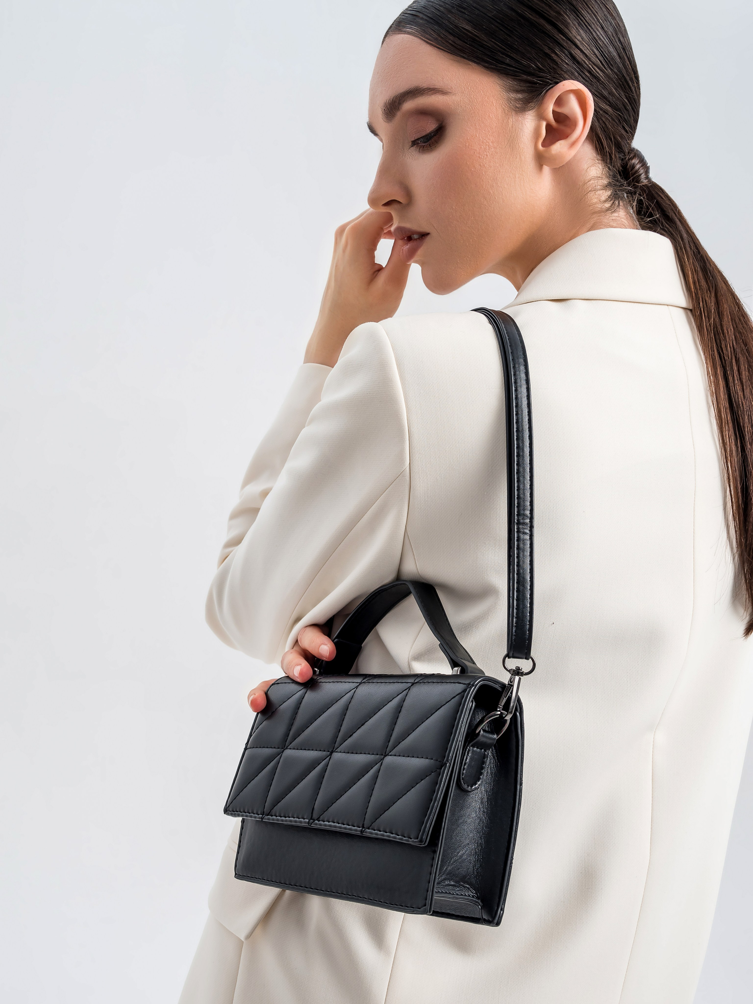 Оксана К. Экскл. Фото и видео продакшн в Москве — съемка для брендов и маркетплейсов