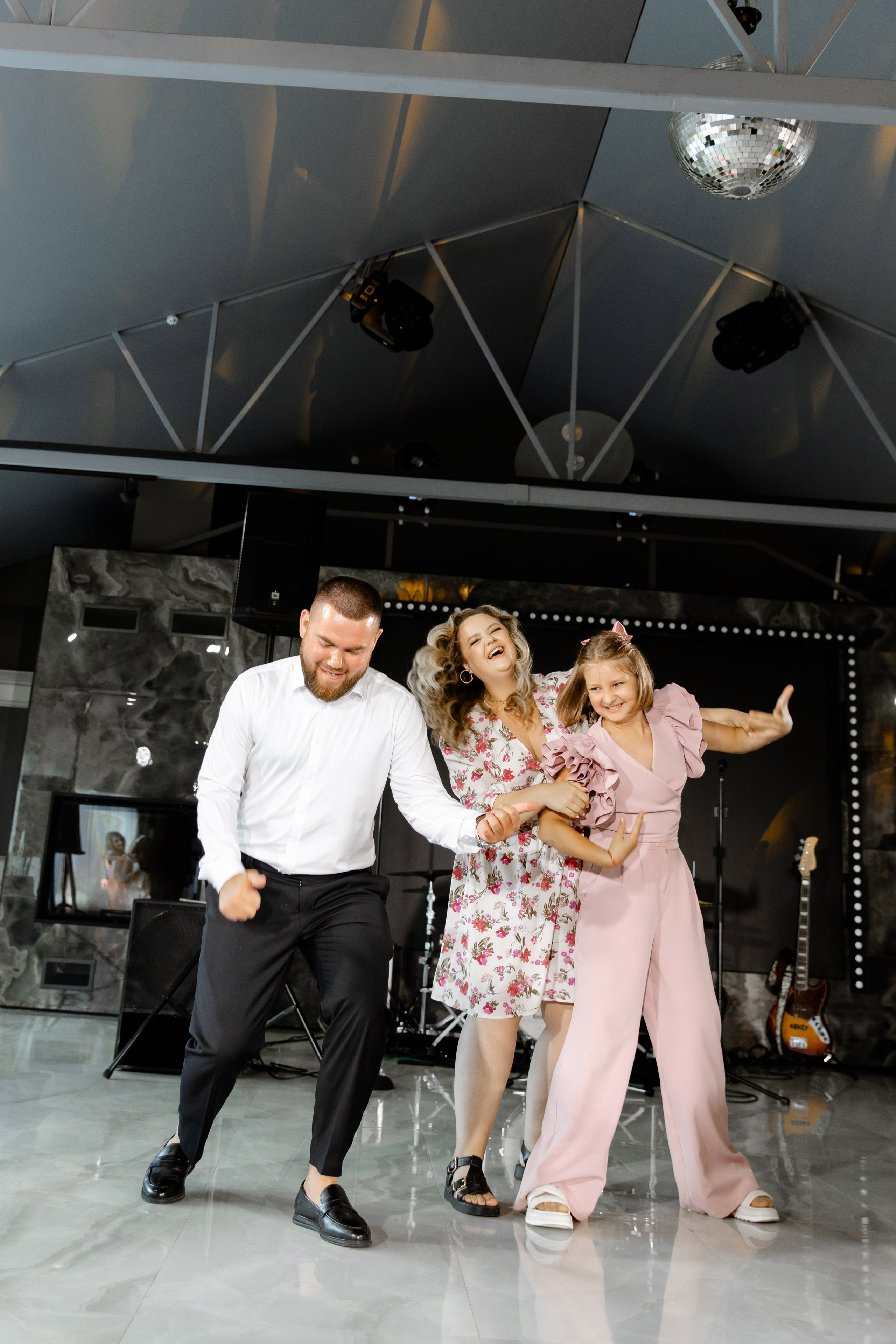 Свадебный день Влада и Вики. Свадебный фотограф Анна Бабахина