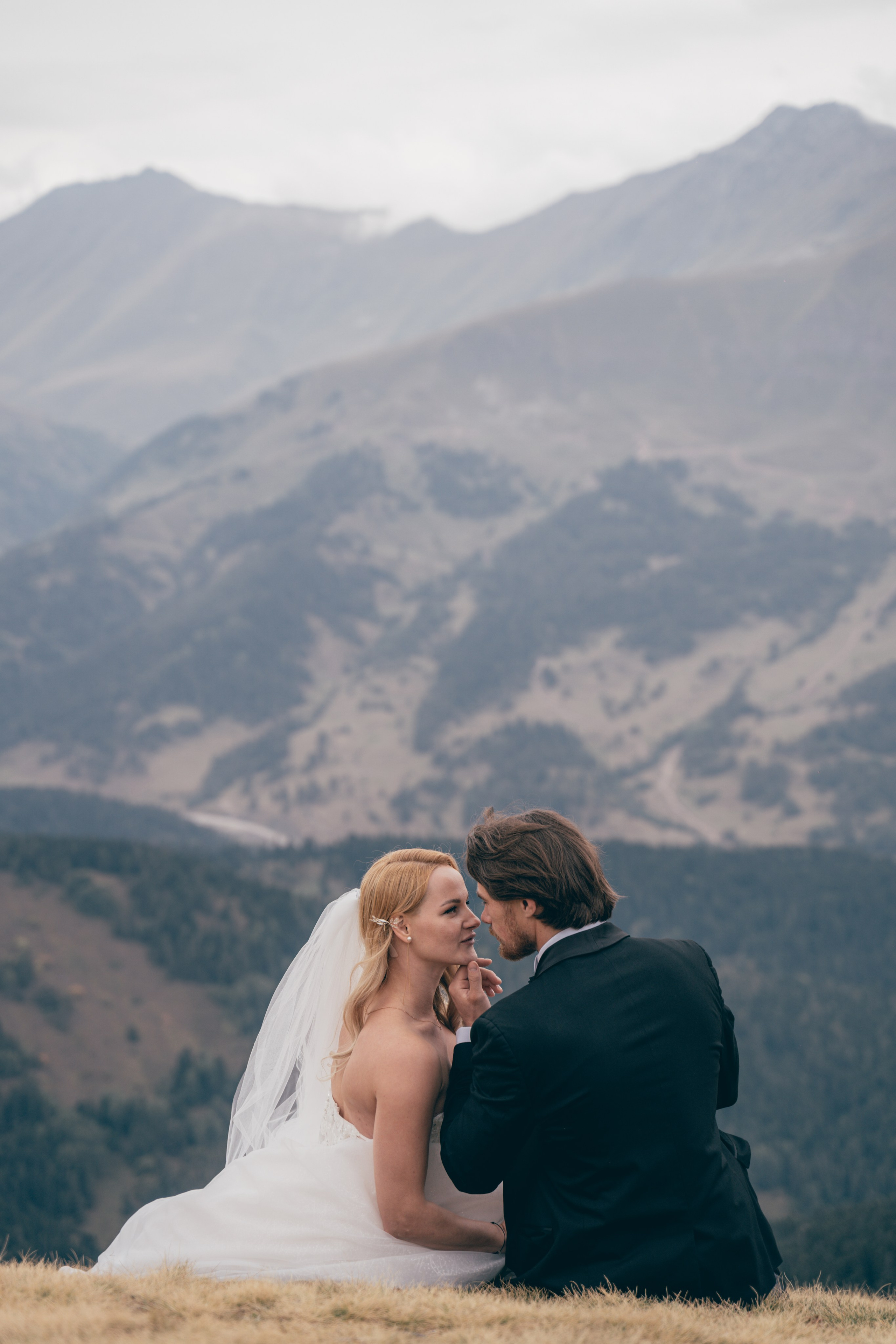 Индивидуальная фотосессия в горах Фотограф КМВ Пятигорск, Железноводск, Ессентуки, Кисловодск Архыз Домбай Горы. Фотограф КМВ|ГОРЫ Пятигорск Железноводск Ессентуки Кисловодск Домбай Архыз Эльбрус