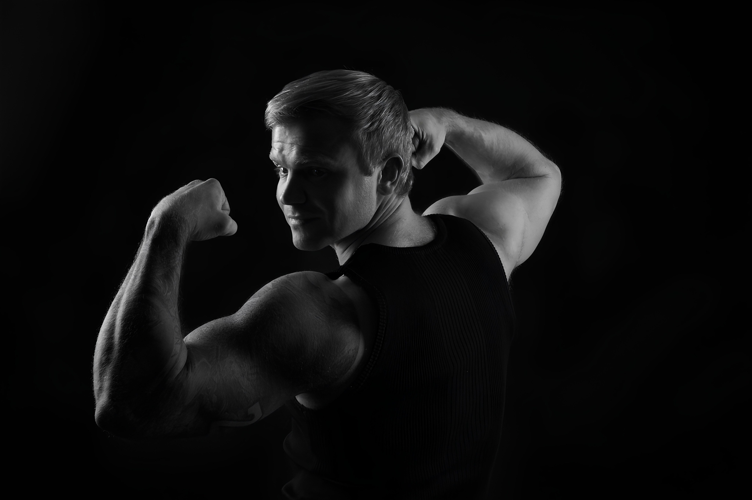 «Спортсмен ЧБ». Фотограф в Санкт-Петербурге — фотопрогулки и фотосессии