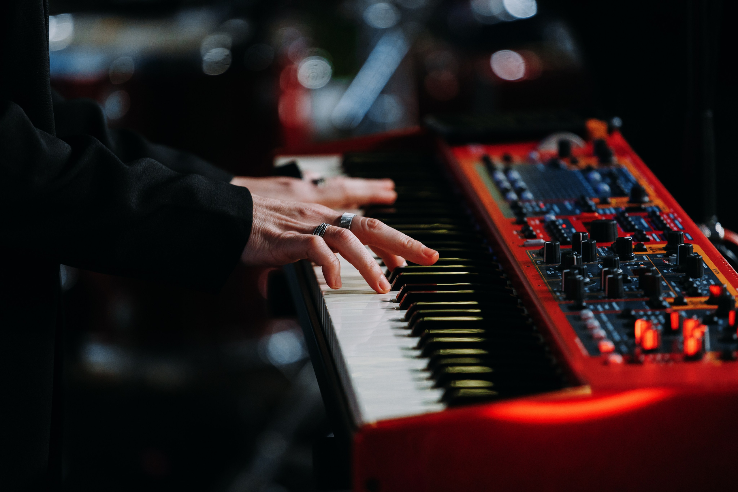 Алкогольная сибирская группа. Свадебный и репортажный фотограф в Омске. Червоткин Никита