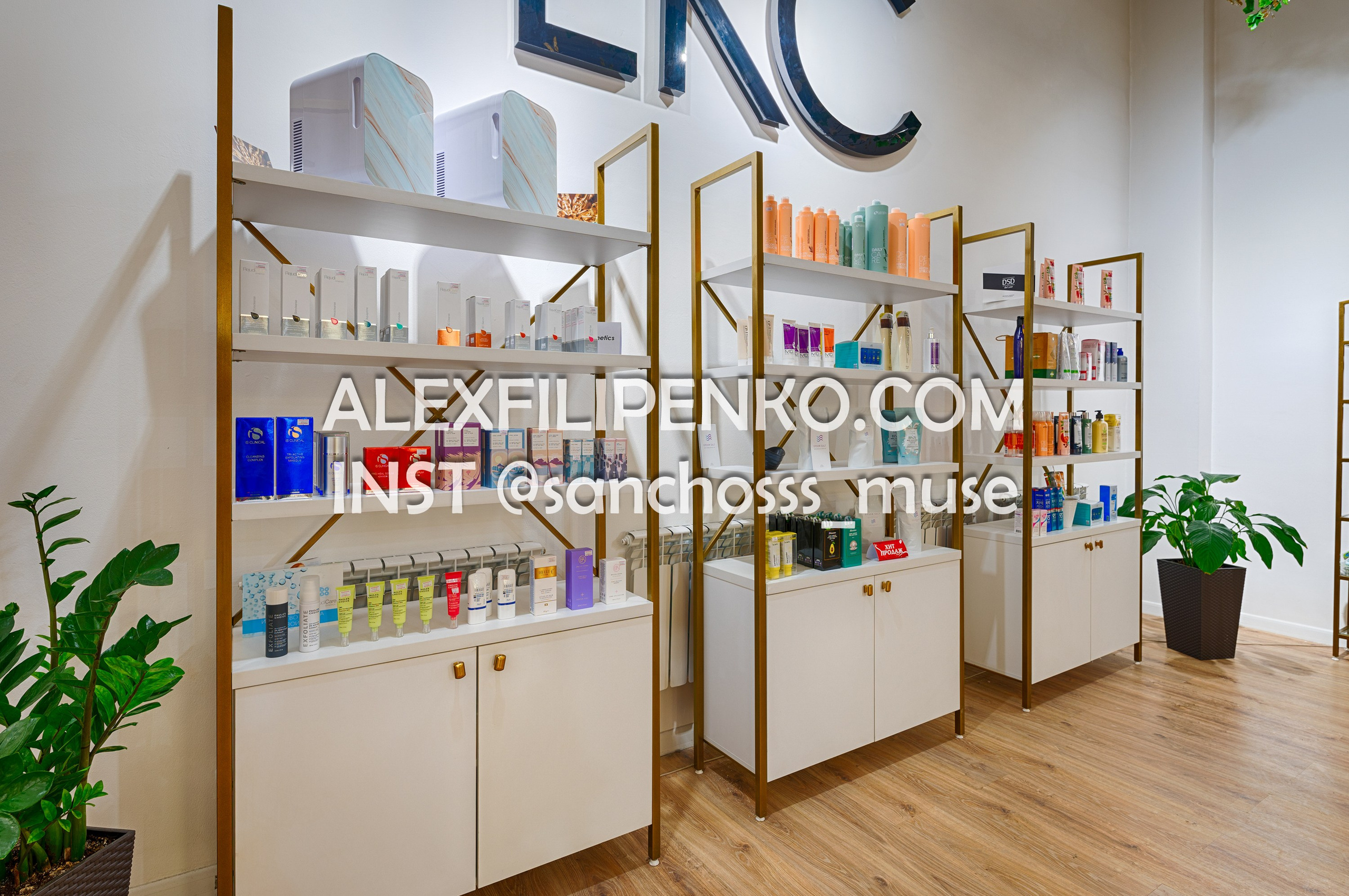 Luxe K-COSMETICS, магазина косметики. Фотограф интерьера недвижимости и архитектуры в Астане