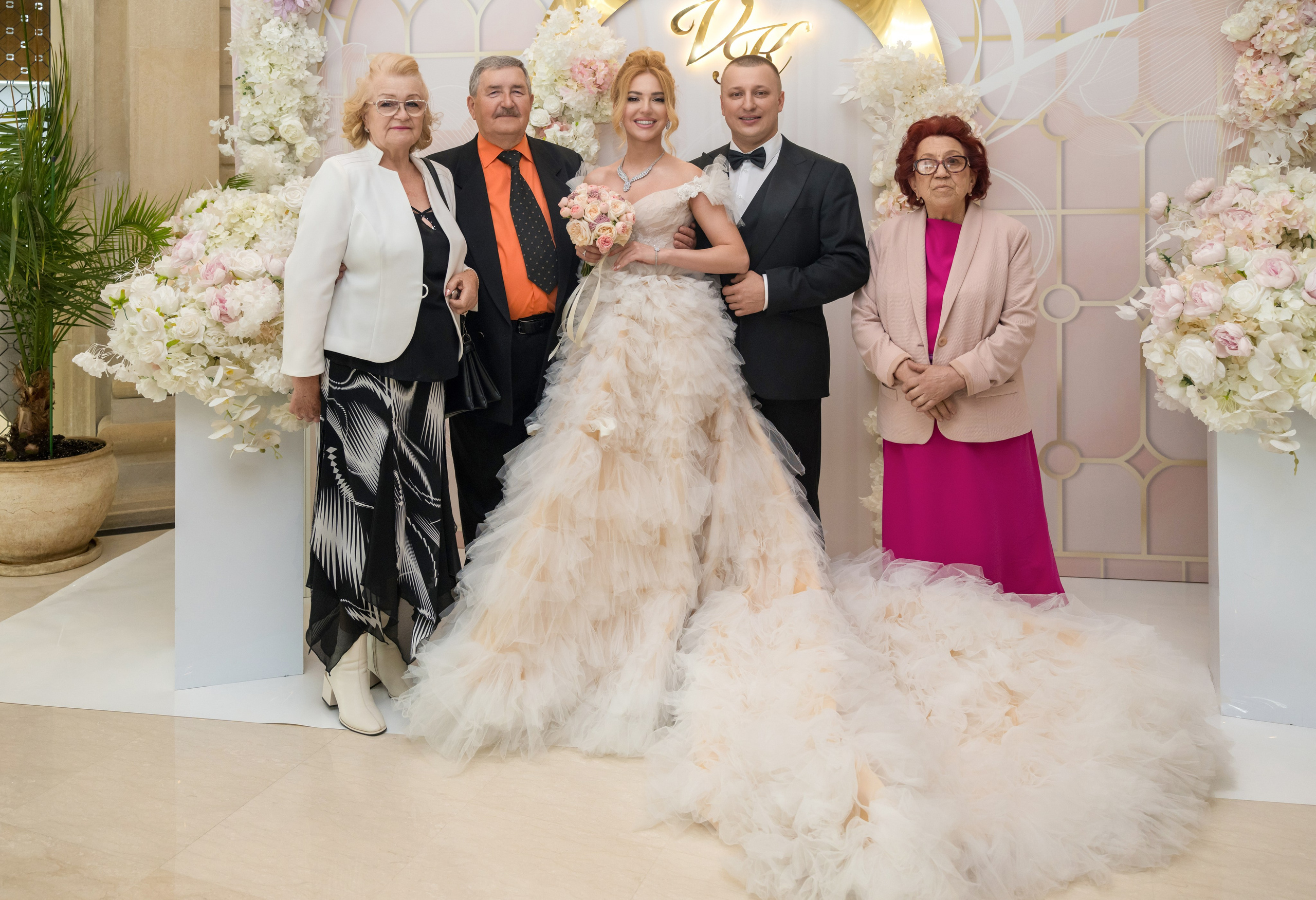 Виктор & Кристина. Семейный и контент фотограф в Москве Alira