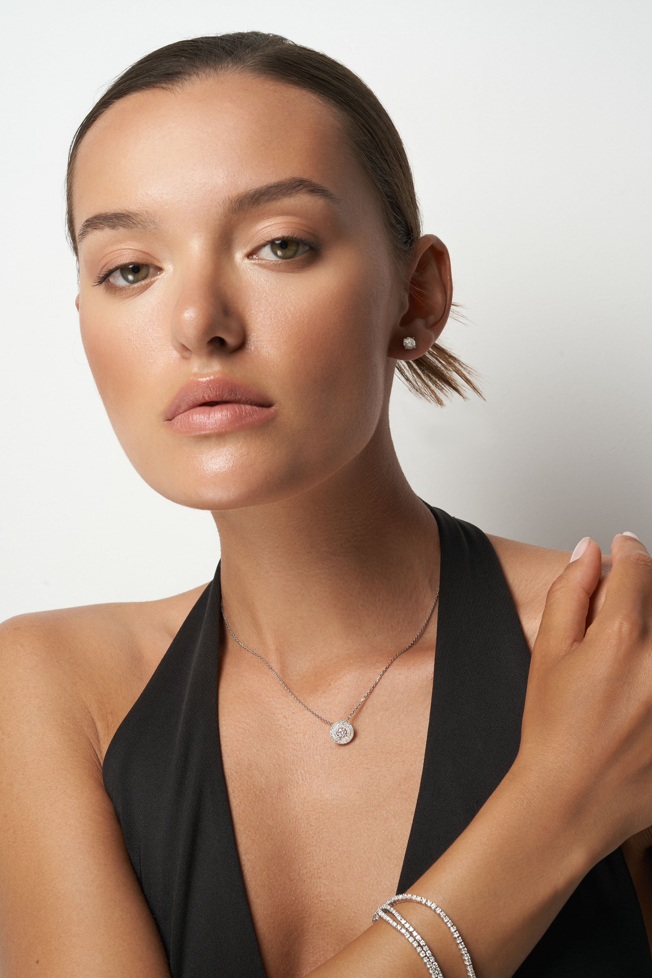 Bazel jewelry — элитные ювелирные украшения. Коммерческий фотограф в Москве Хабибуллина Эльза