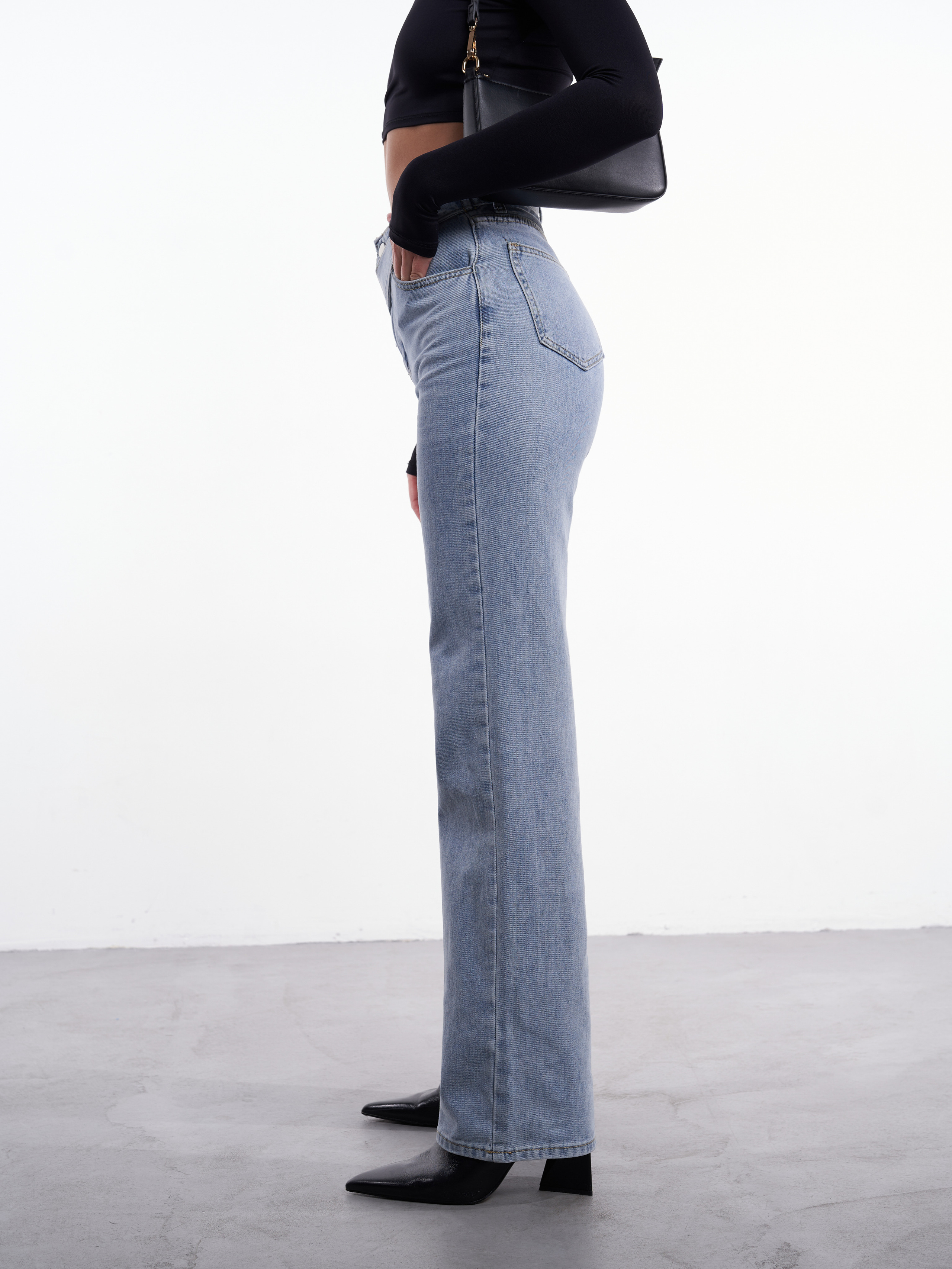 OUCLOW — джинсы. Коммерческий фотограф в Москве Хабибуллина Эльза