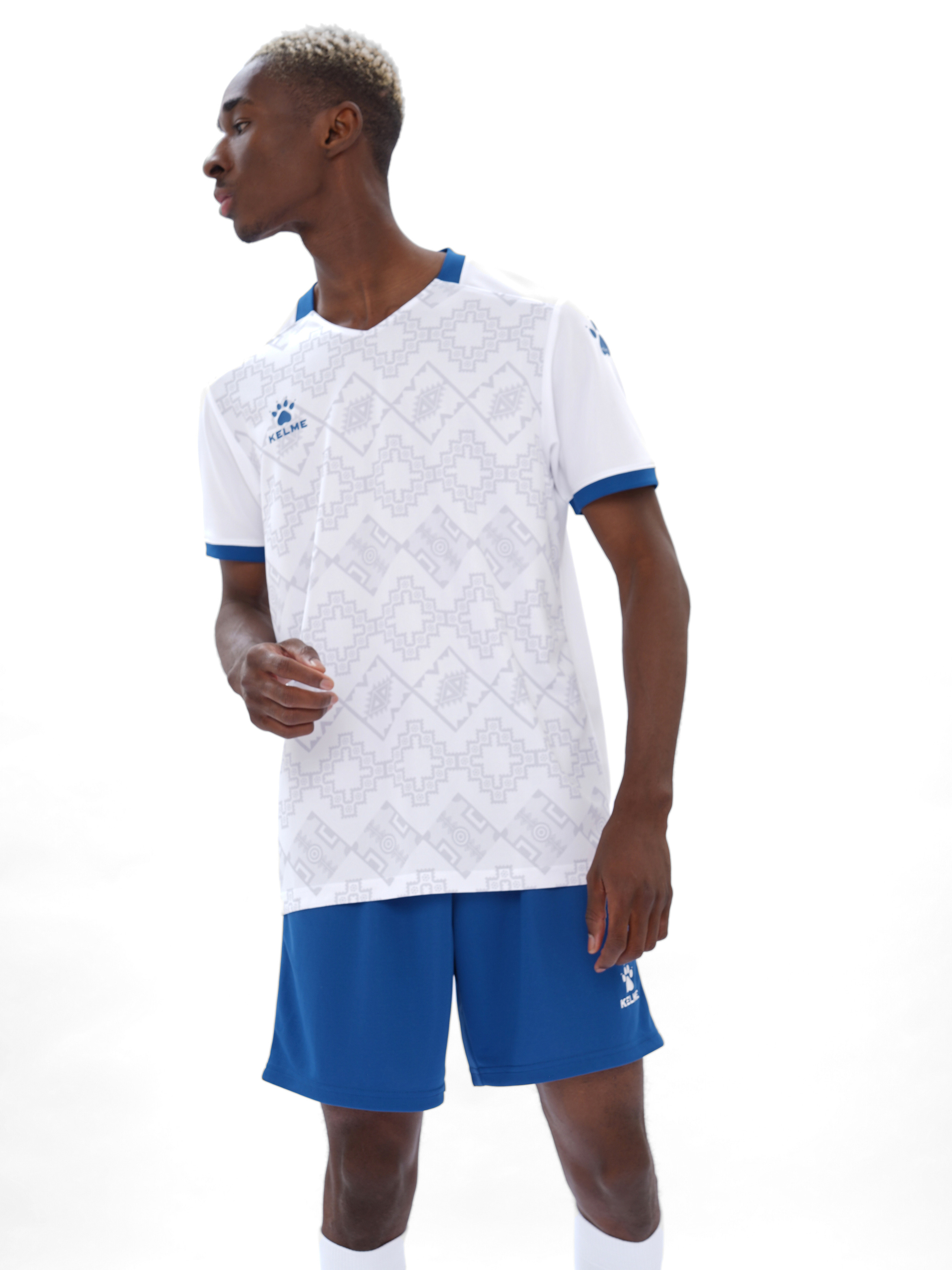 KELME — спортивная одежда. Коммерческий фотограф в Москве Хабибуллина Эльза