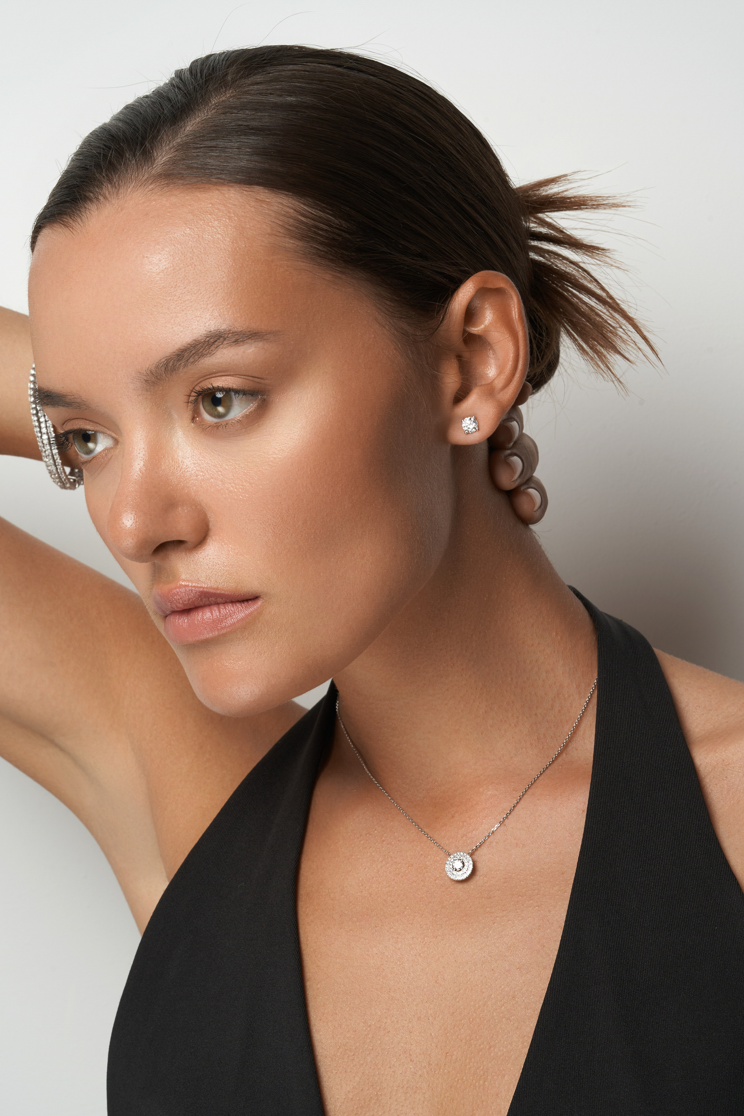 Bazel jewelry — элитные ювелирные украшения. Коммерческий фотограф в Москве Хабибуллина Эльза