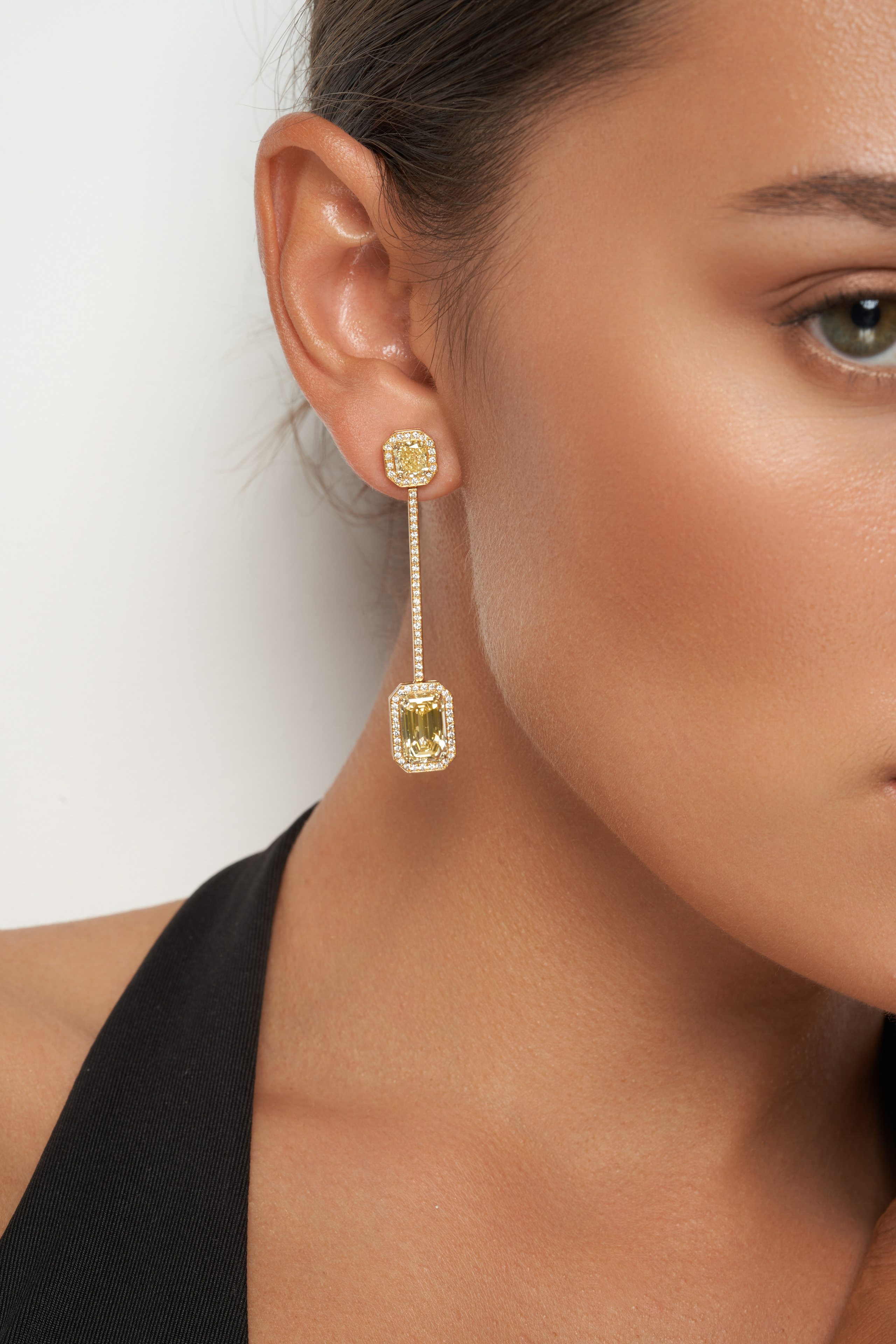 Bazel jewelry — элитные ювелирные украшения. Коммерческий фотограф в Москве Хабибуллина Эльза