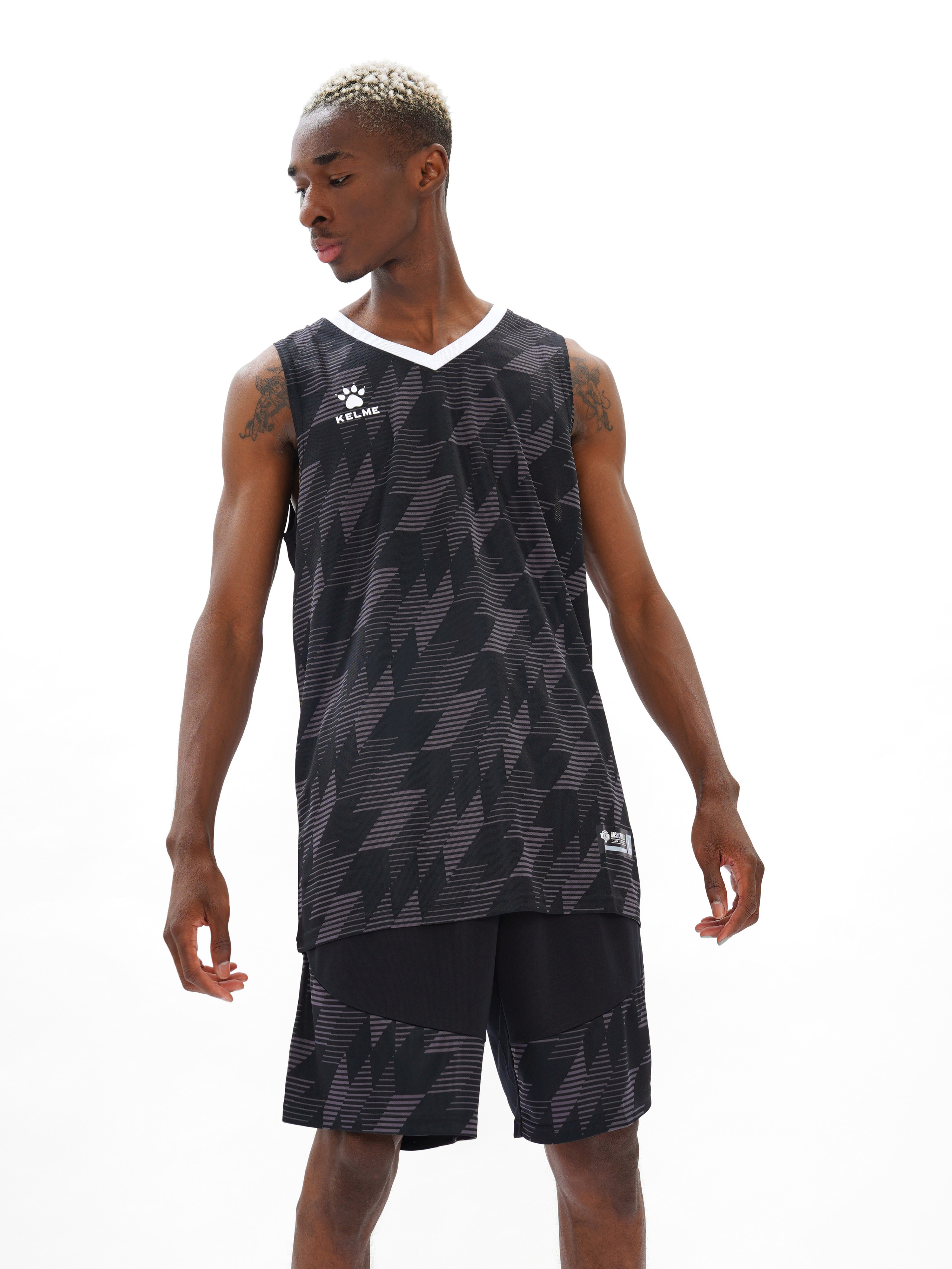 KELME — спортивная одежда. Коммерческий фотограф в Москве Хабибуллина Эльза