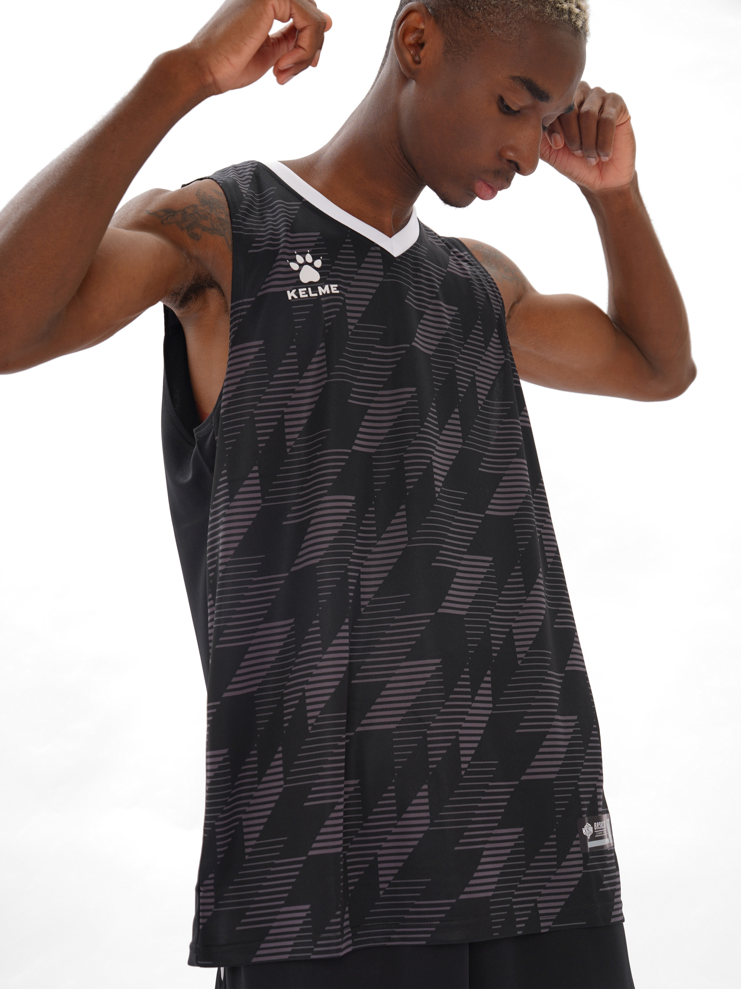 KELME — спортивная одежда. Коммерческий фотограф в Москве Хабибуллина Эльза