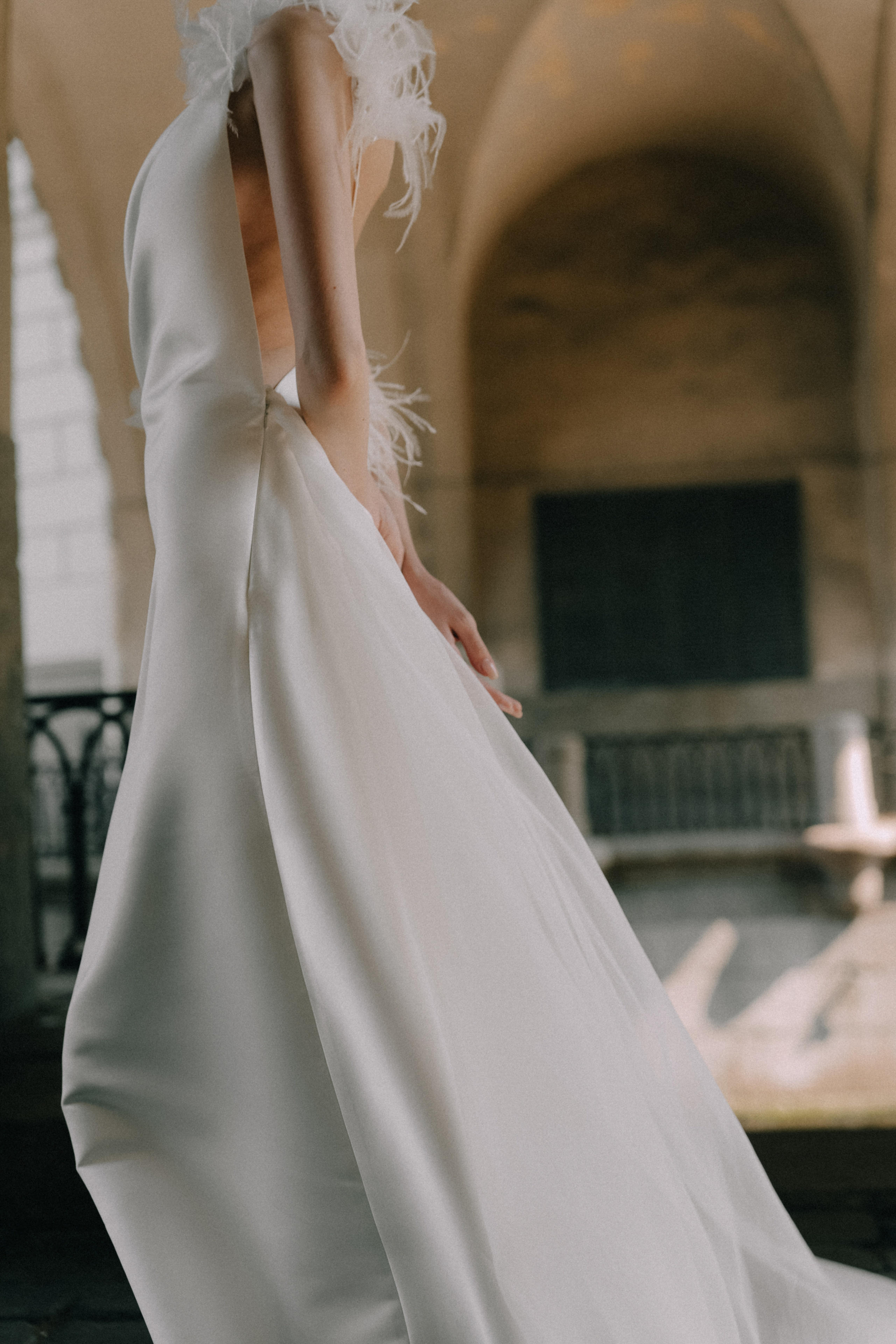 Osipova atelier — дизайнерские свадебные платья. Коммерческий фотограф в Москве Хабибуллина Эльза