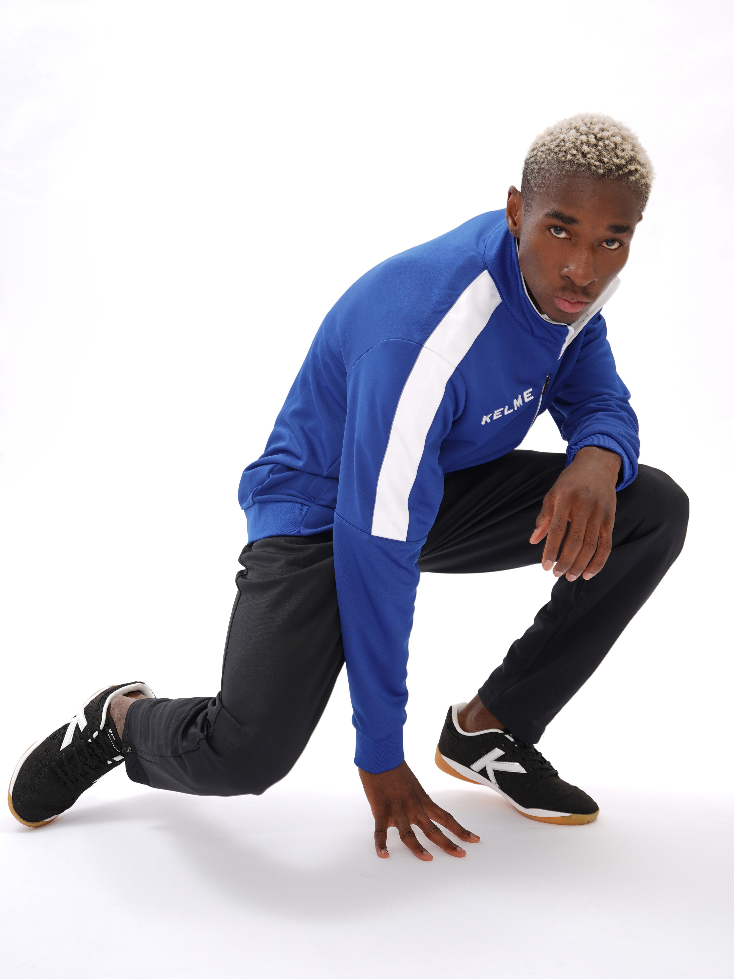 KELME — спортивная одежда. Коммерческий фотограф в Москве Хабибуллина Эльза