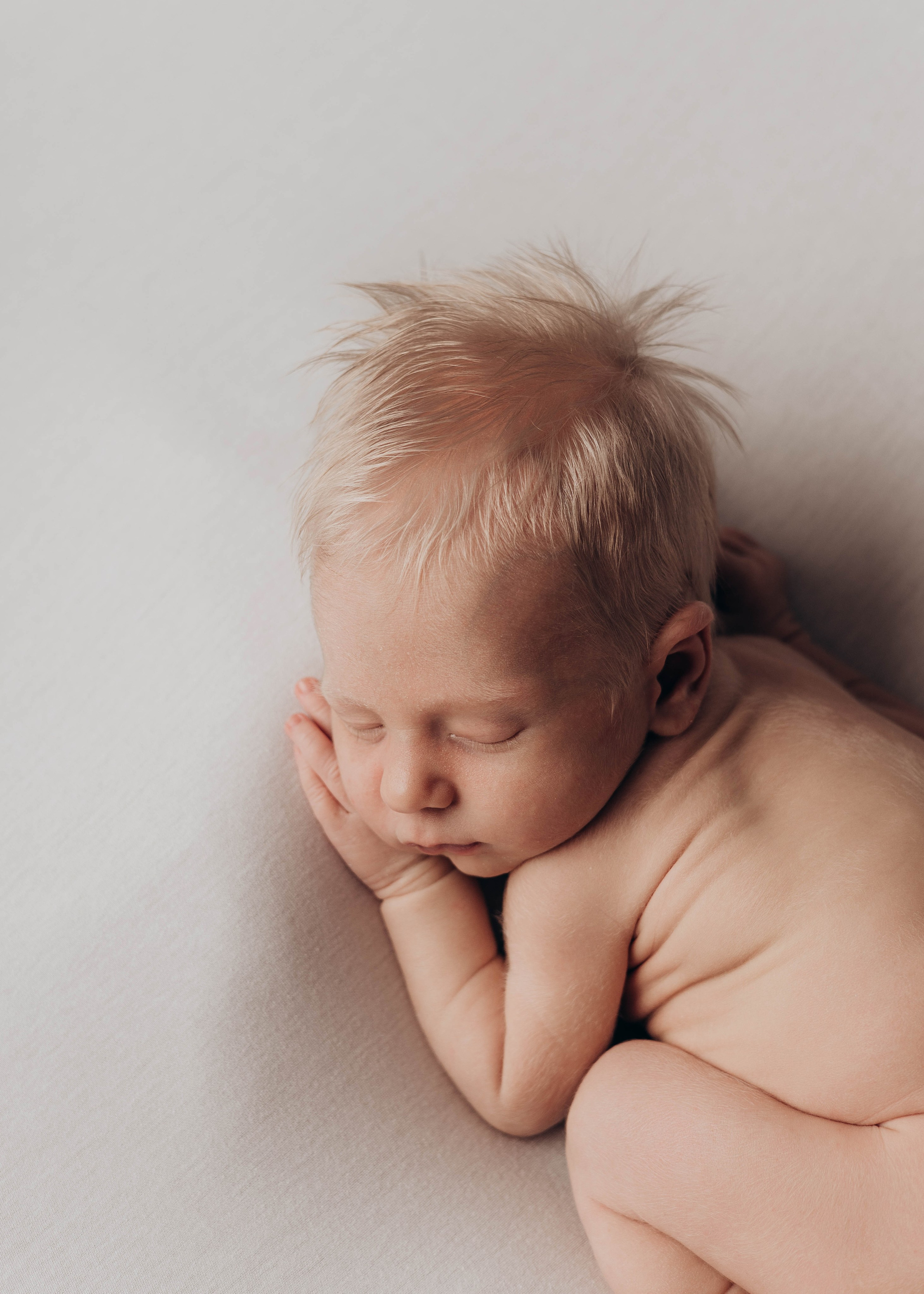 НОВОРОЖДЕННЫЕ МАЛЫШИ. Фотосессия новорожденных в Москве и Московской области