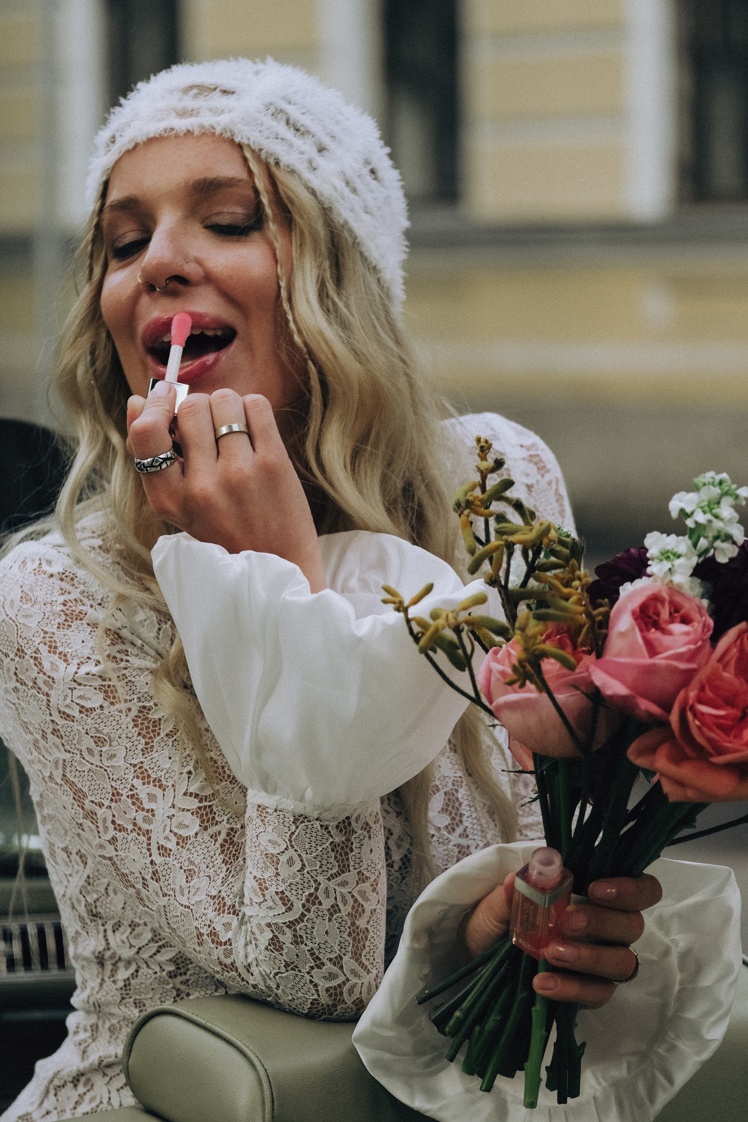 СВАДЕБНАЯ СЬЕМКА С КАБРИОЛЕТОМ В САНТК-ПЕТЕРБУРГЕ НА ПЕТРОГРАДКЕ В ОТЕЛЕ ПАНОРАМИКА. Профессиональный фотограф, Санкт-Петербург — Виктория Богомолова