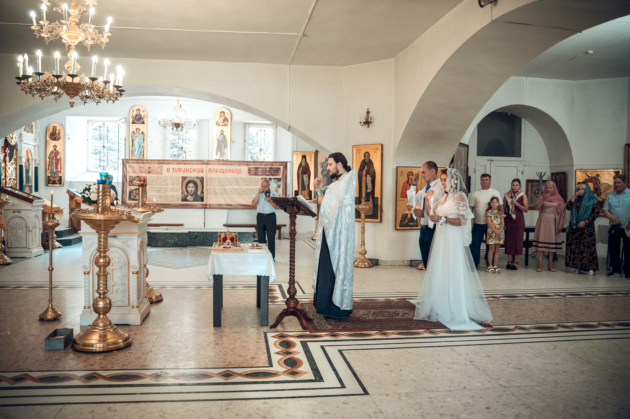 Таинство Венчания  храм Рождества Христова Краснодар. Фотограф на Таинство Венчания и Крещения в Краснодаре Абрамова Людмила