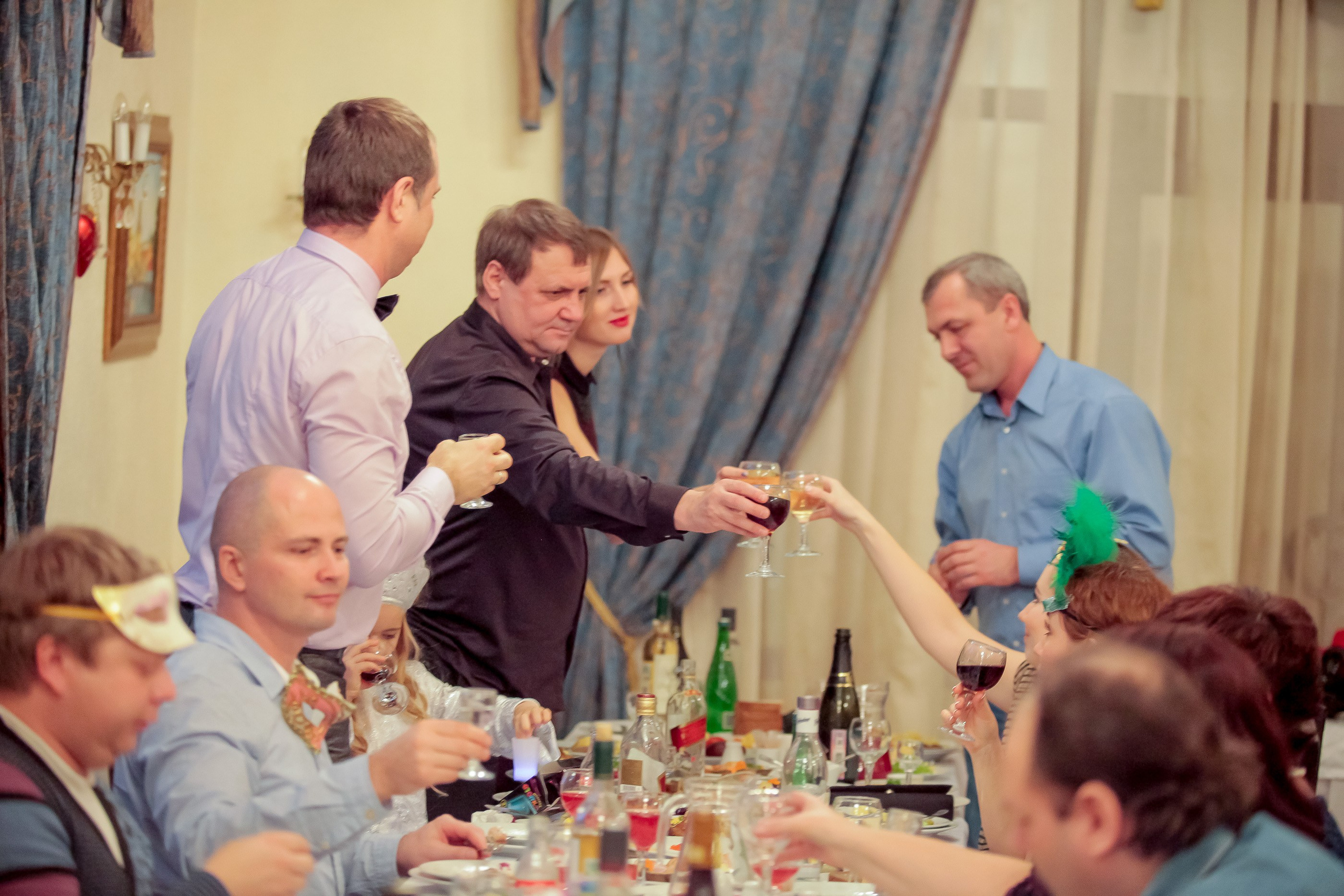 Корпоратив. Max Matvich and Victoria Basova are professionals in their field