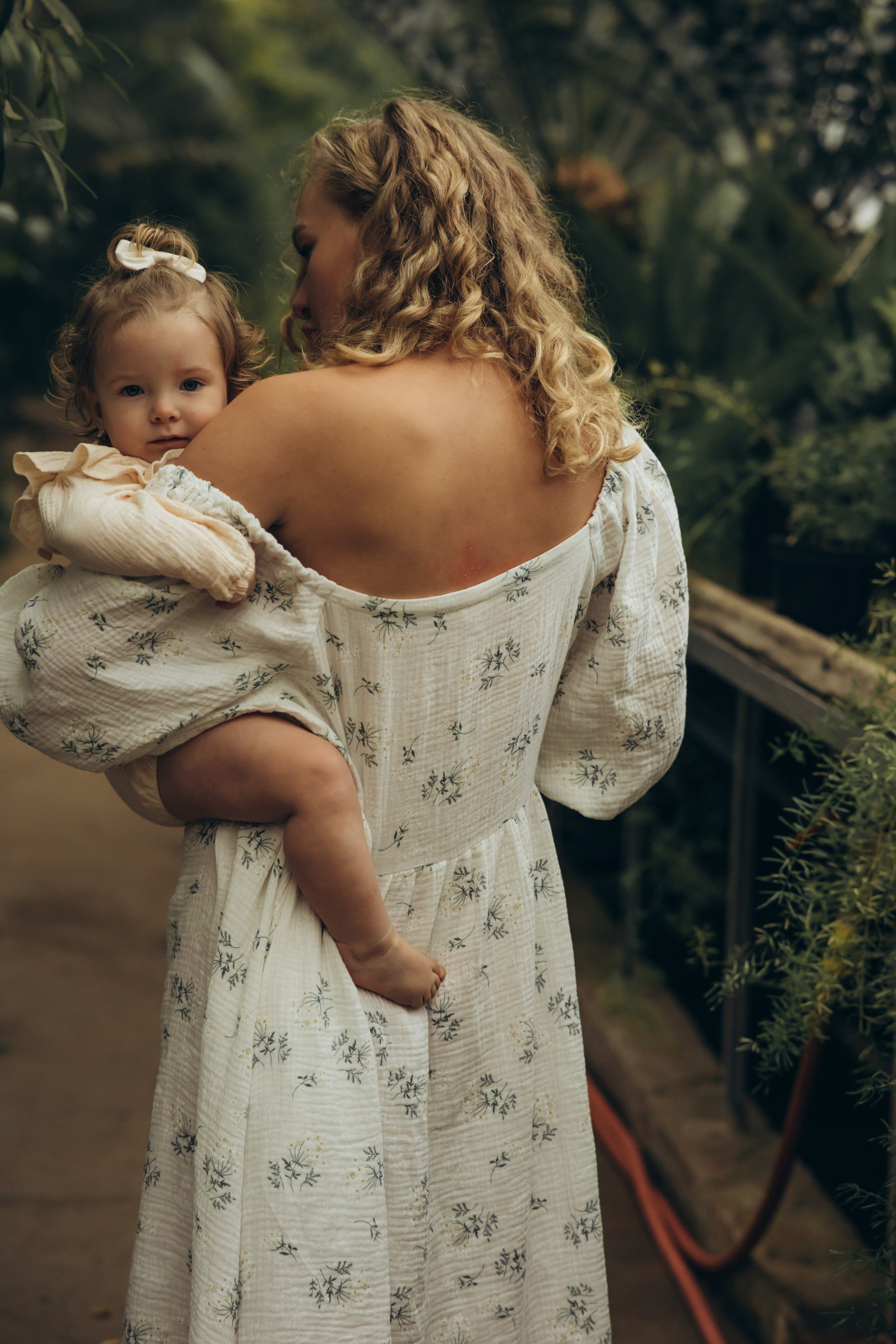 В оранжерее. Семейный фотограф Москва Юлиана Фетисова