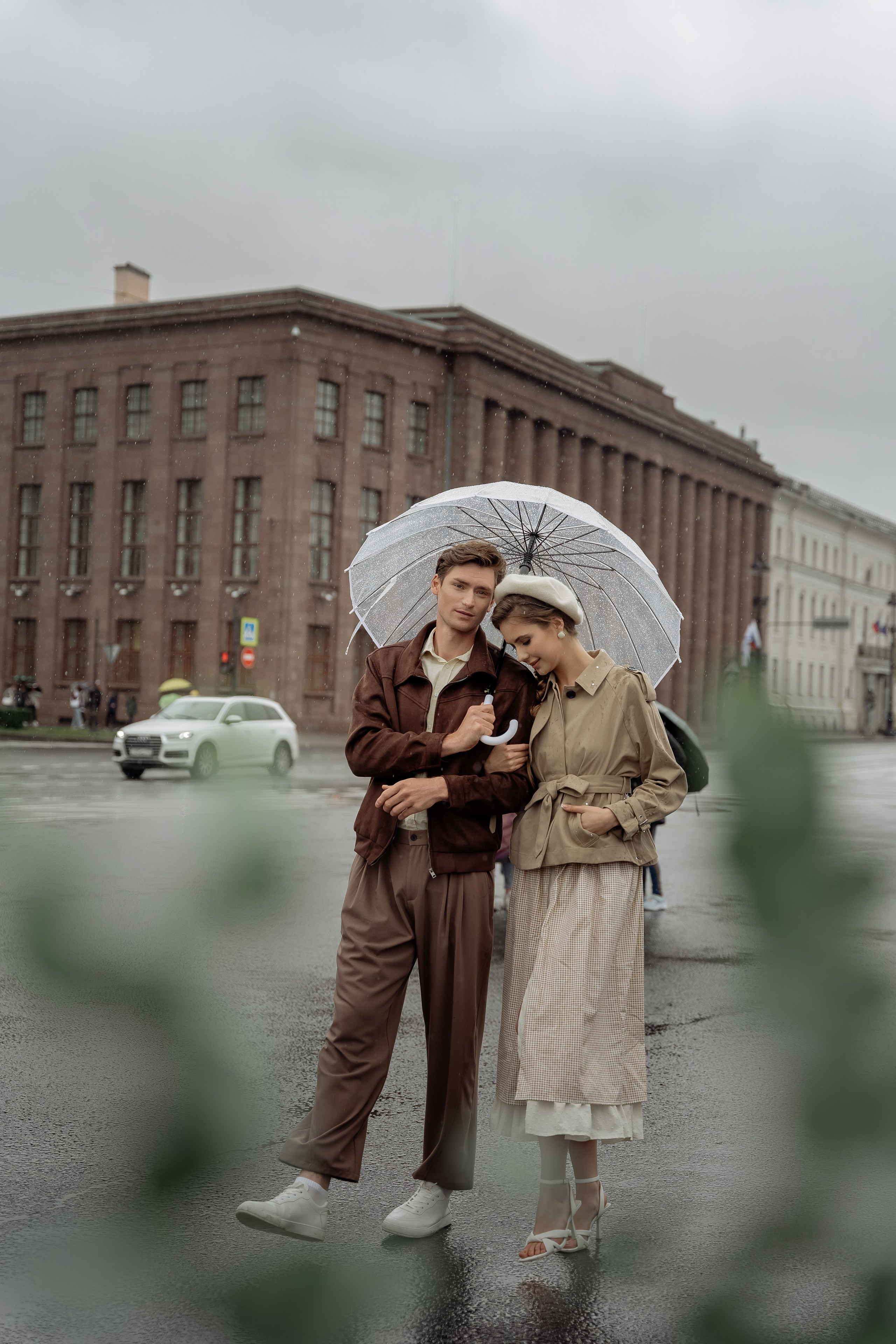 Двое под одним зонтом