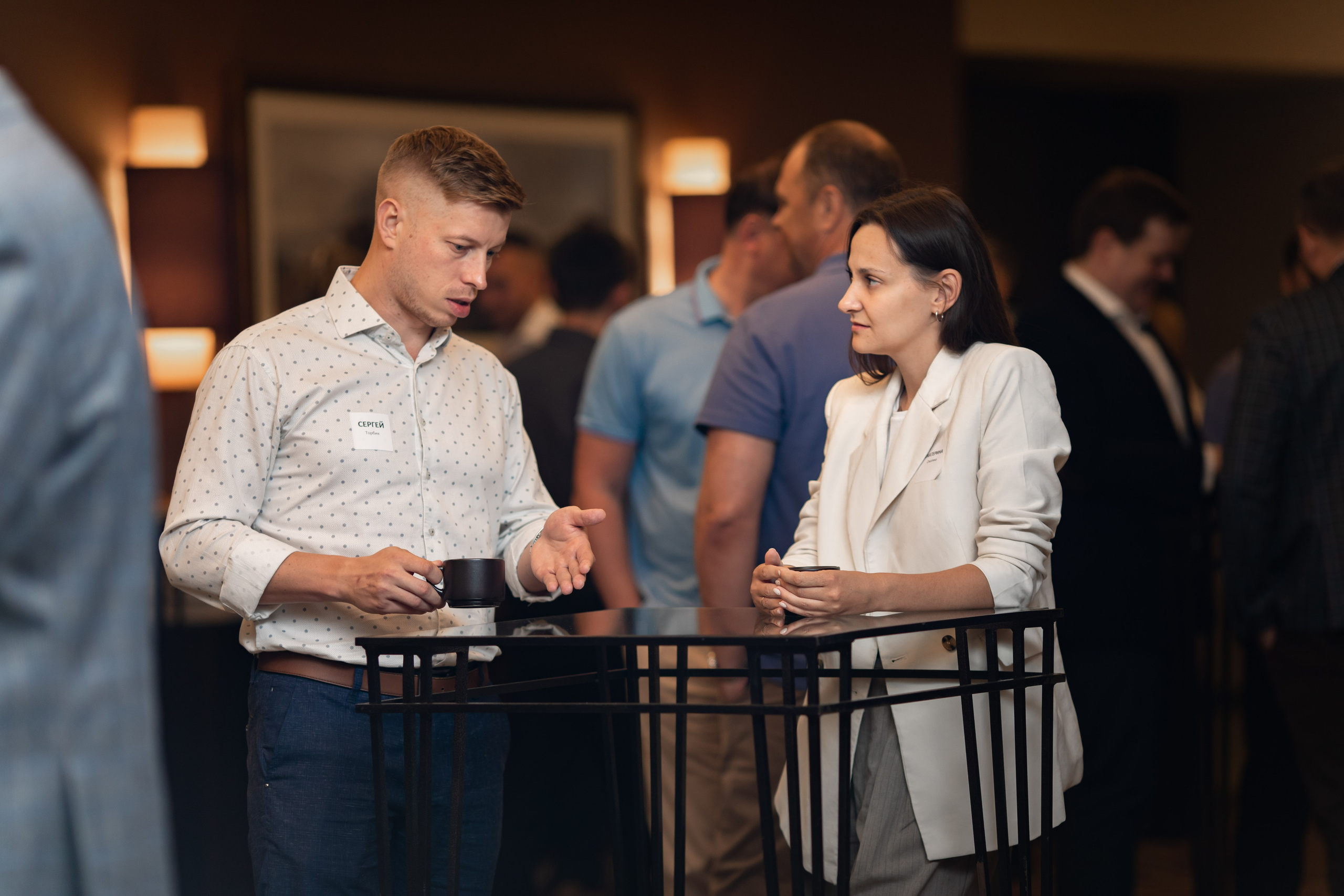 НЛМК — конференция в Петербурге. Двойняшки-фотографы Анна и Анастасия в Санкт-Петербурге