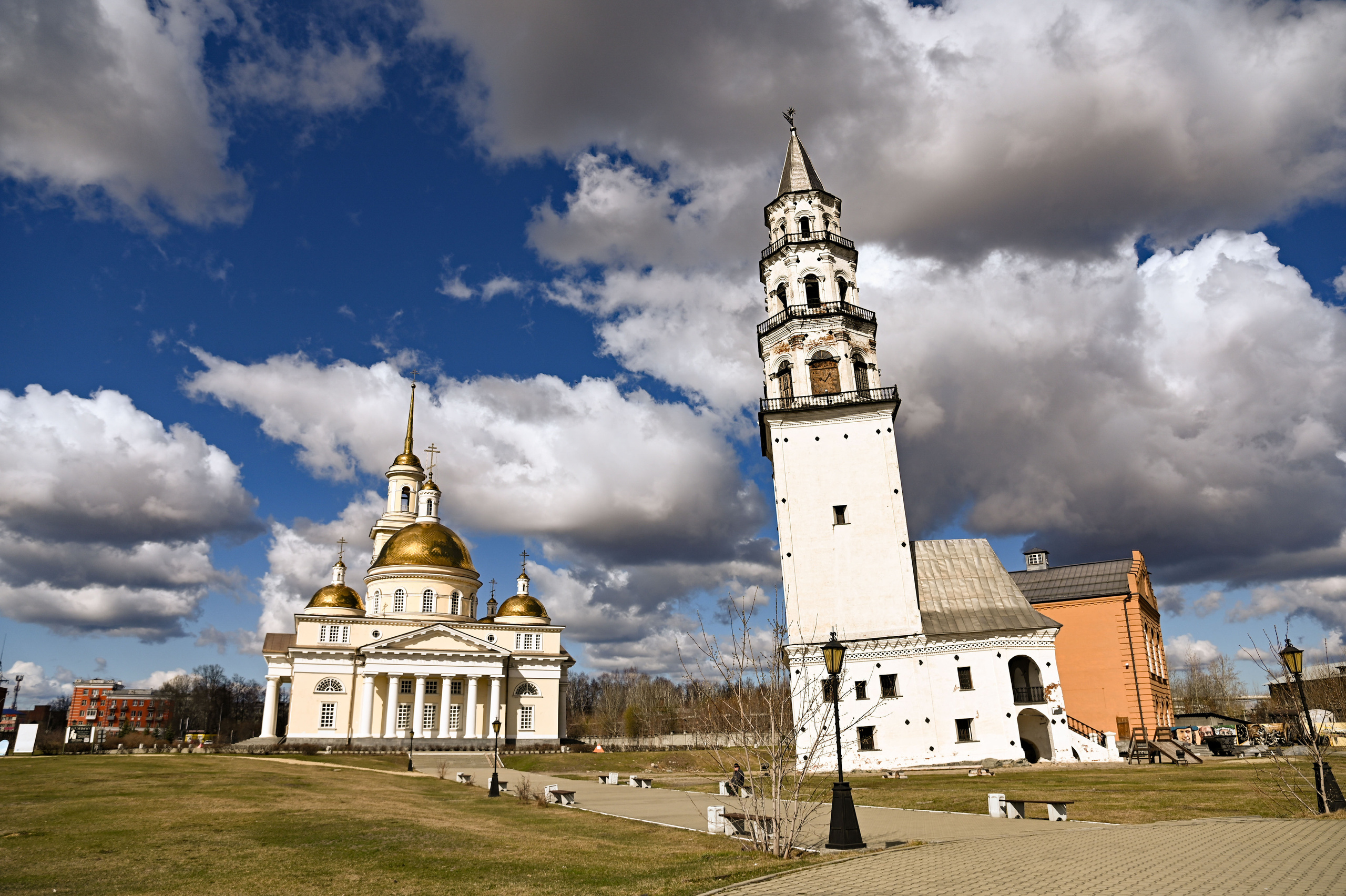 Наклонная башня, Невьянск