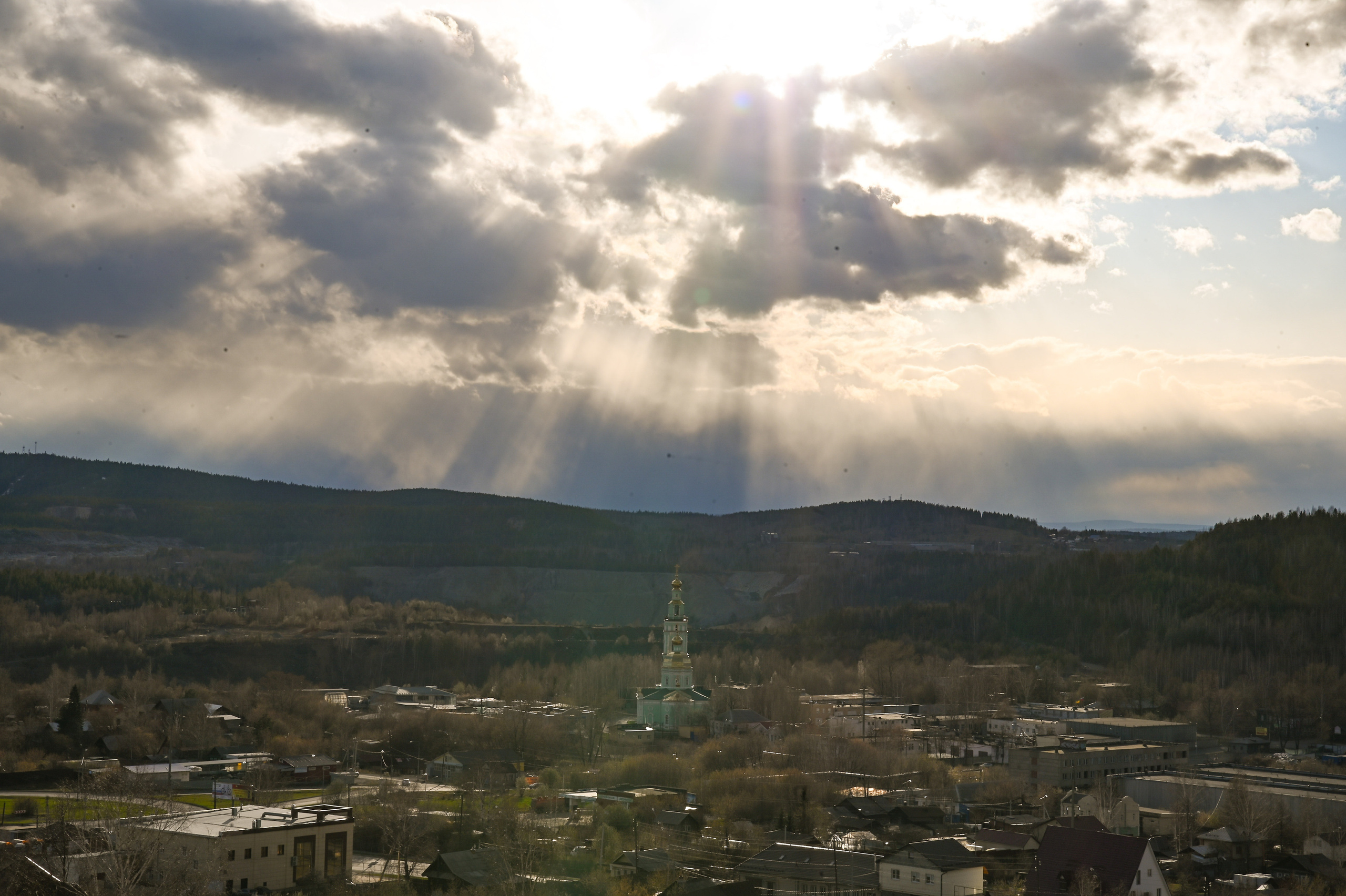 Нижний Тагил вид на храм