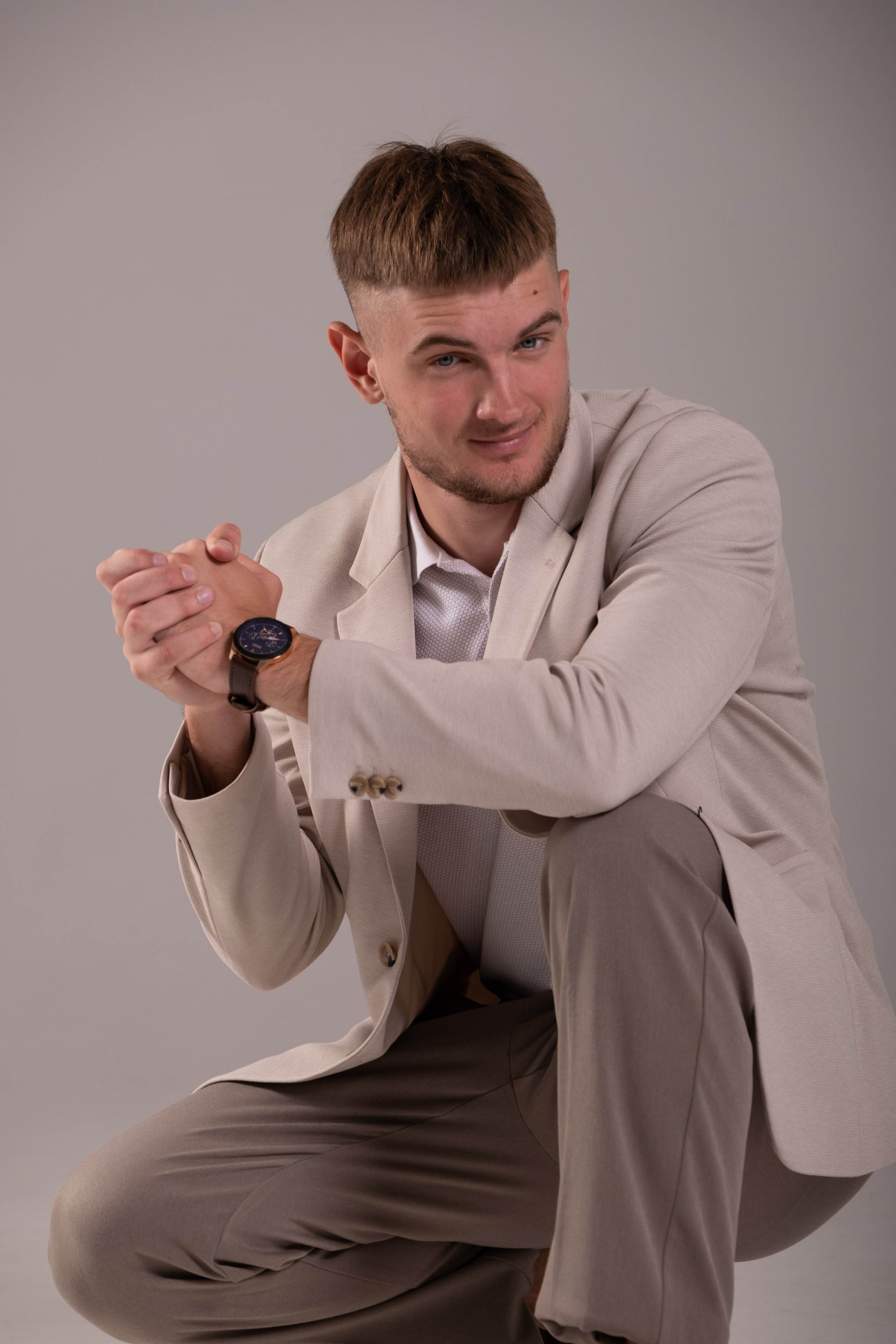 Владимир. Профессиональная фотосъемка в Крыму. Натуральные эмоции и живые кадры. Забронируйте дату прямо сейчас!