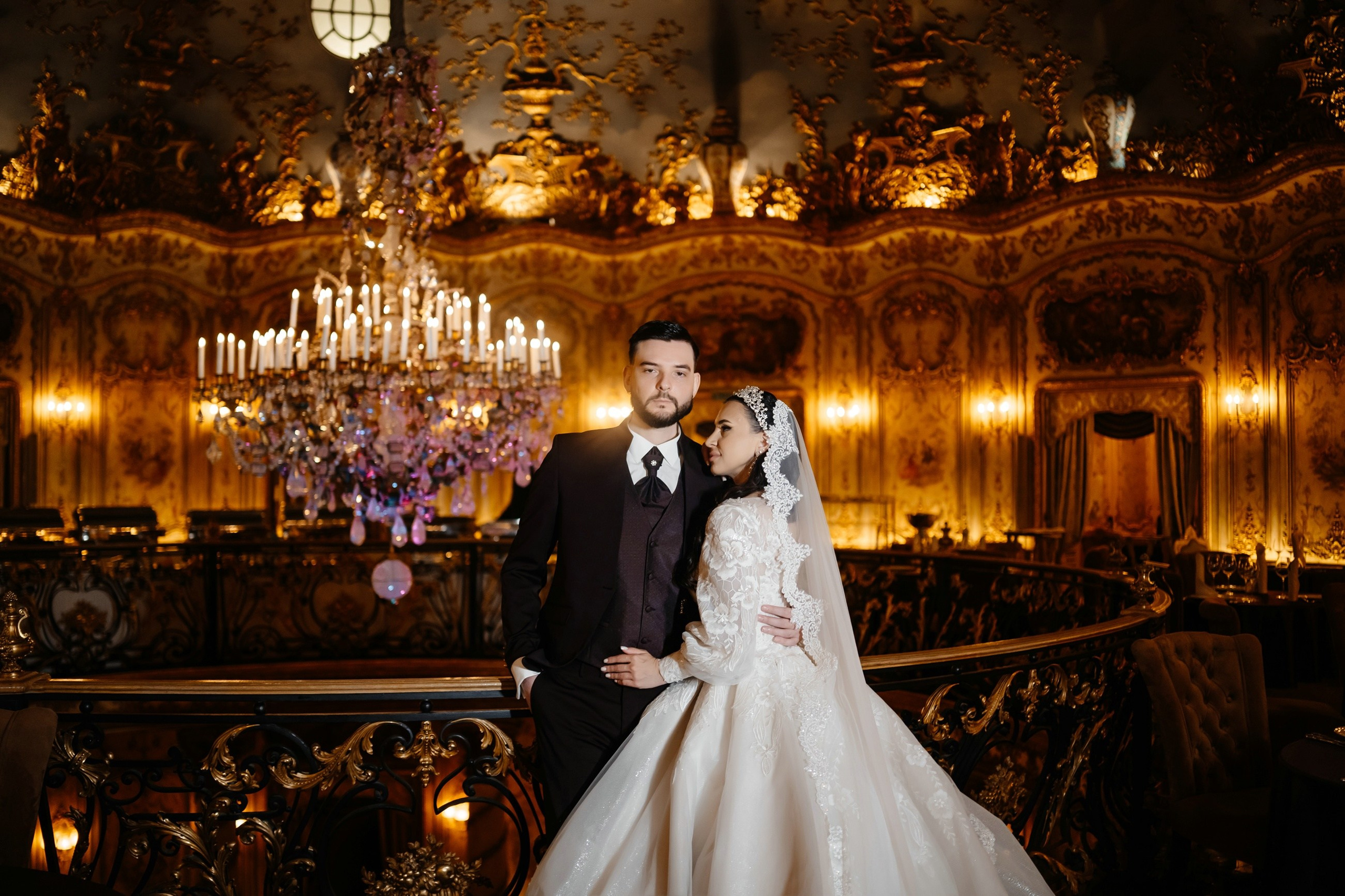 Свадебная фотосессия в ресторане Турандот. Свадебный и семейный фотограф в Москве Светлана Зоткина