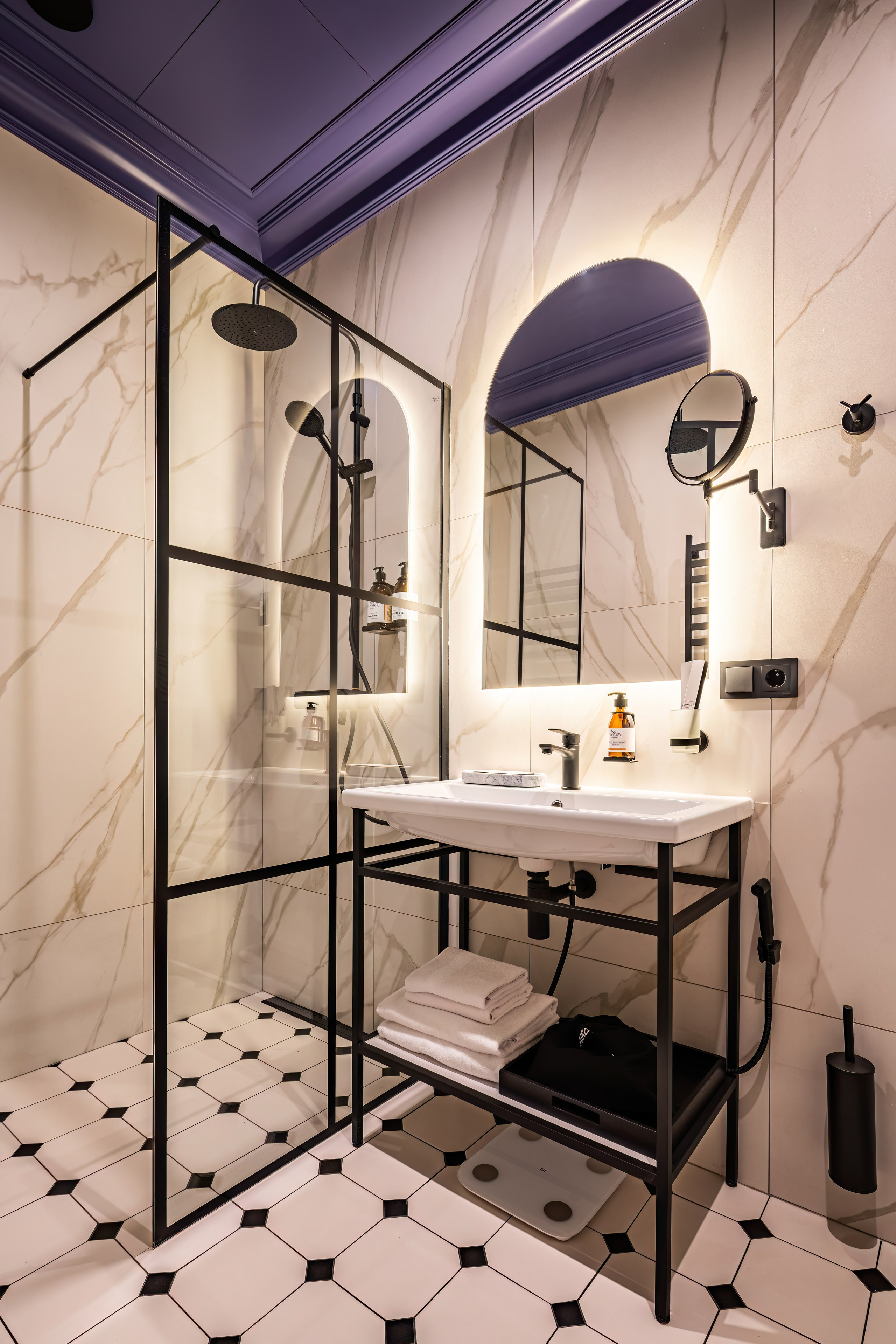 Отель аппарт Бридж. Декорактив Москва