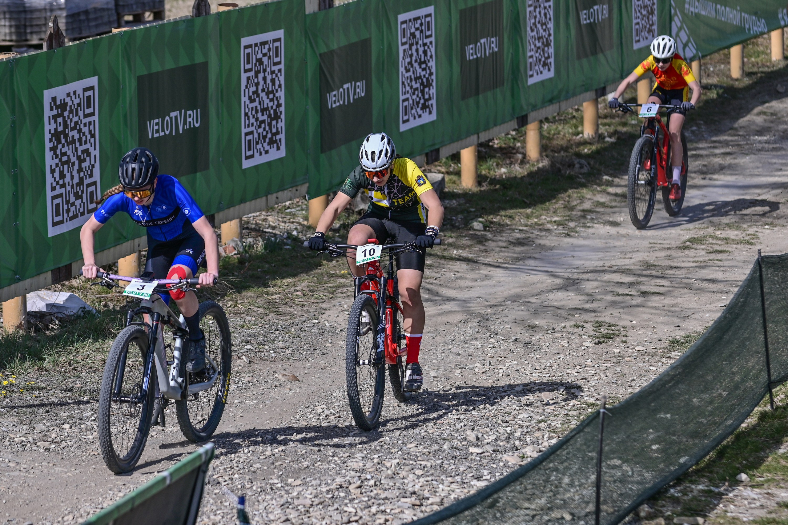 Маунтинбайк, кросс-кантри в Архипо-Осиповке 16 марта 2025. Спортивный фотограф, фотожурналист Павел Ларькин