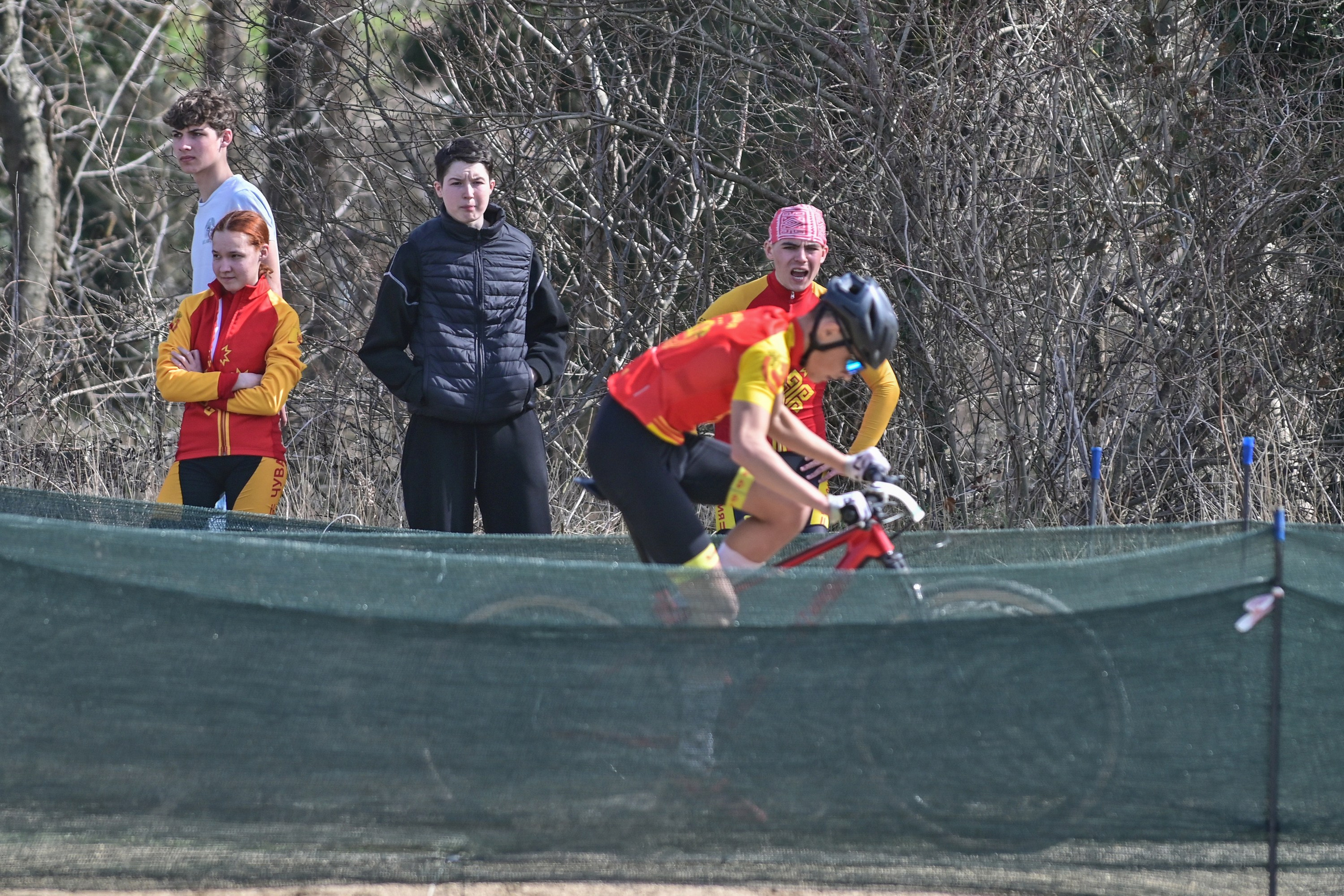 Маунтинбайк, кросс-кантри в Архипо-Осиповке 16 марта 2025. Спортивный фотограф, фотожурналист Павел Ларькин
