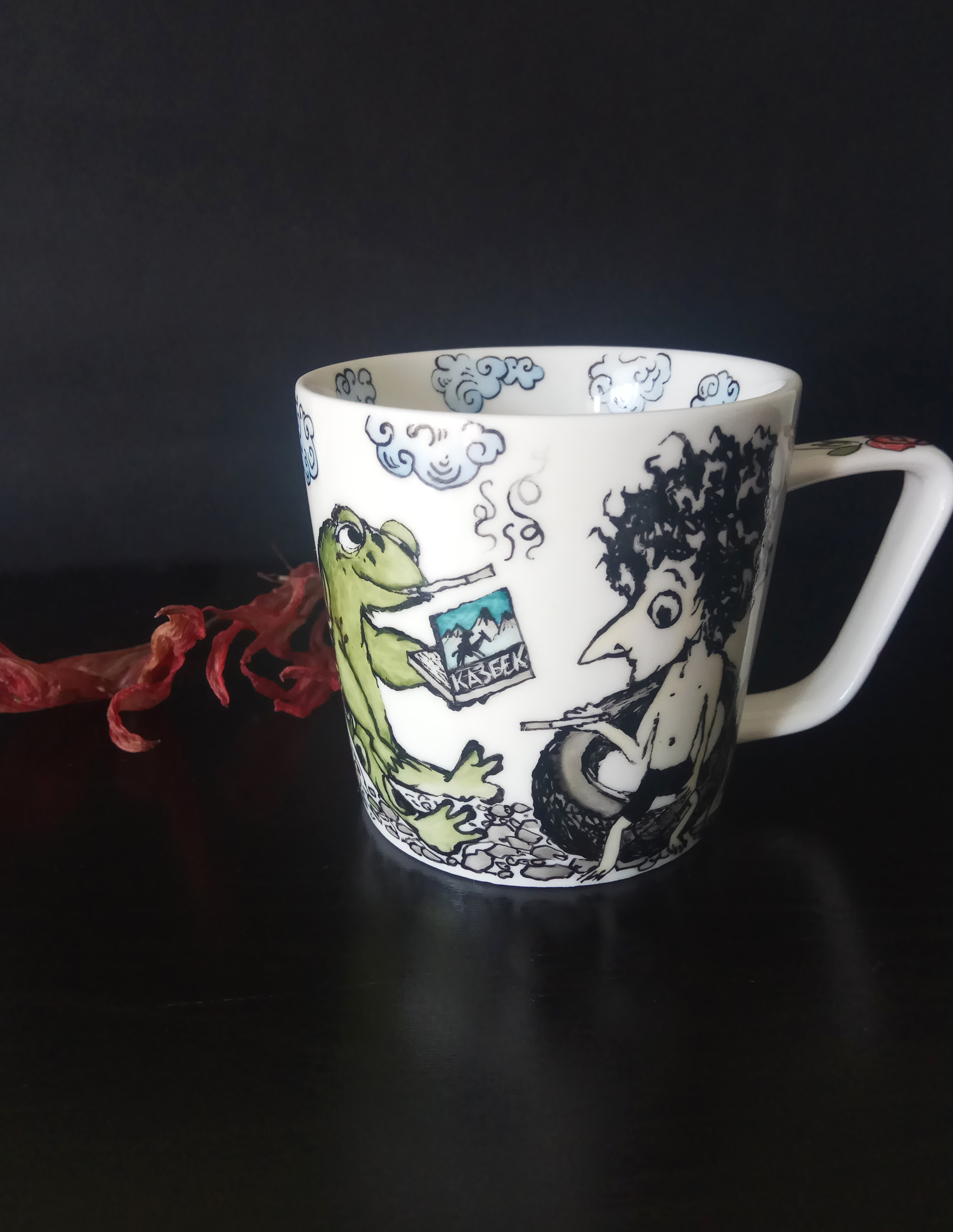 Кружка с рисунками Резо Габриадзе