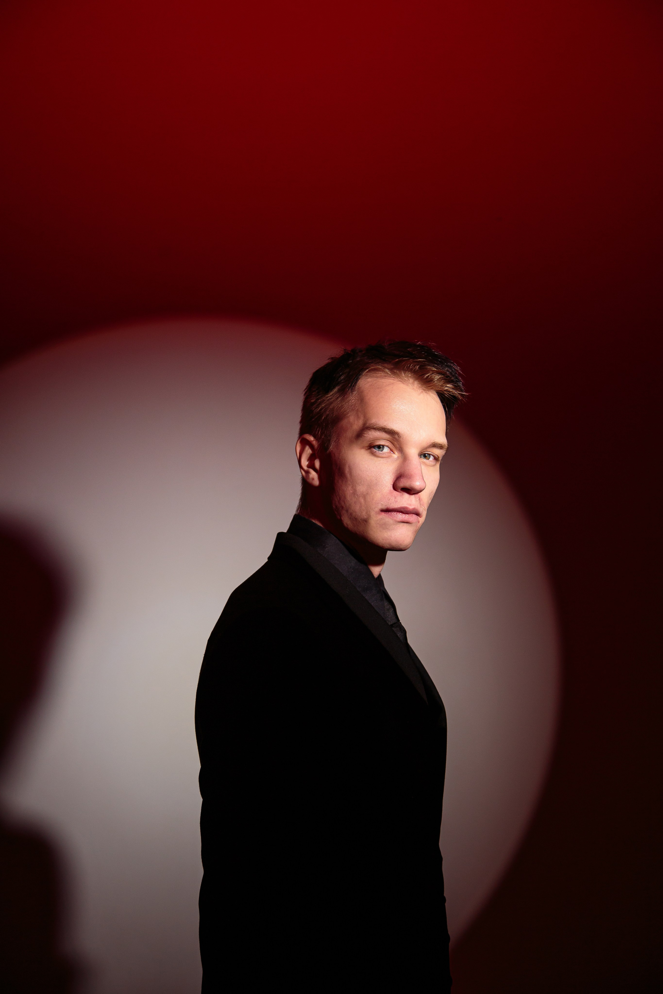 Рекламный и портретный фотограф в Алматы — Серекпаев Танирхан