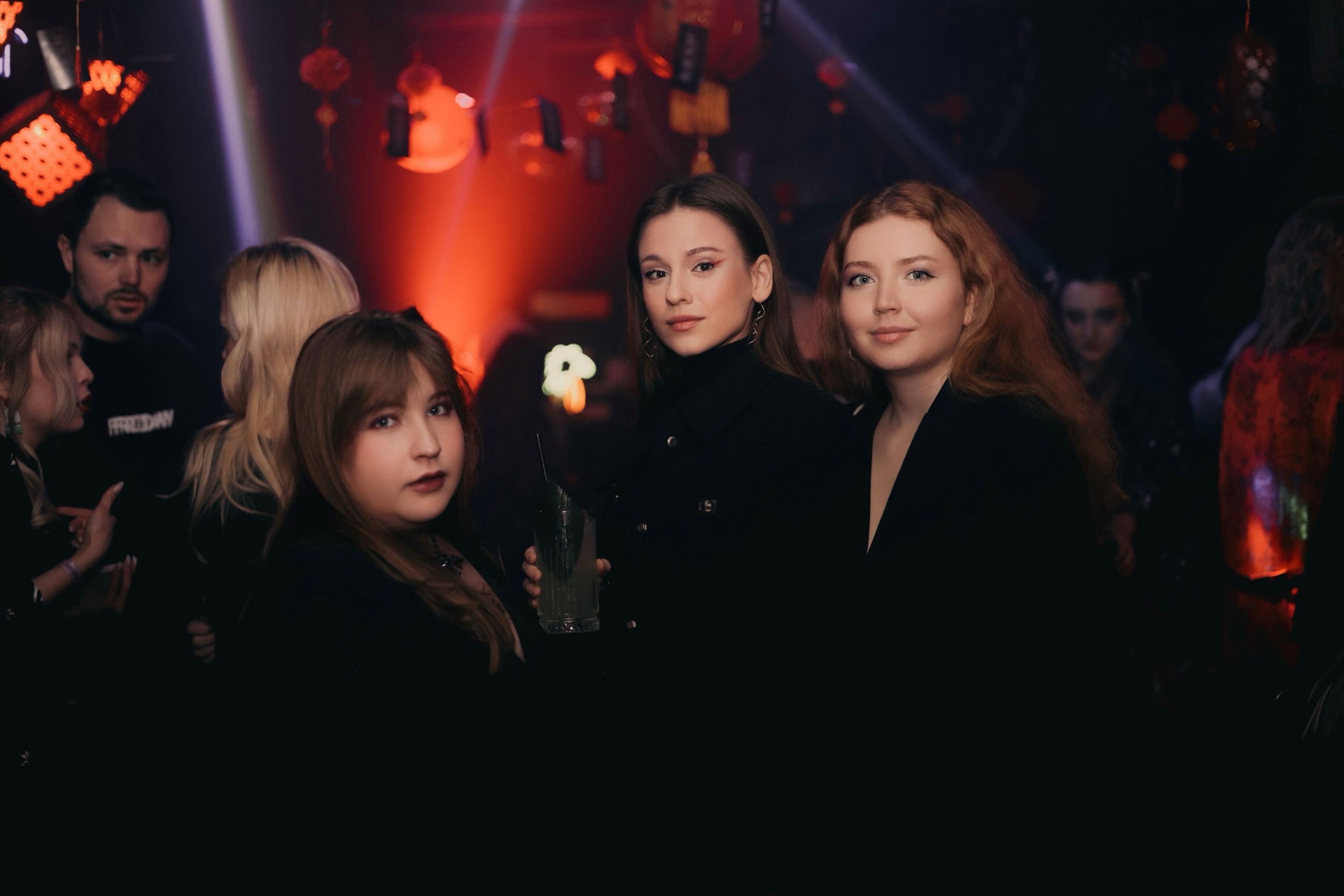 Искра Black. Фотограф Мария Лаенко