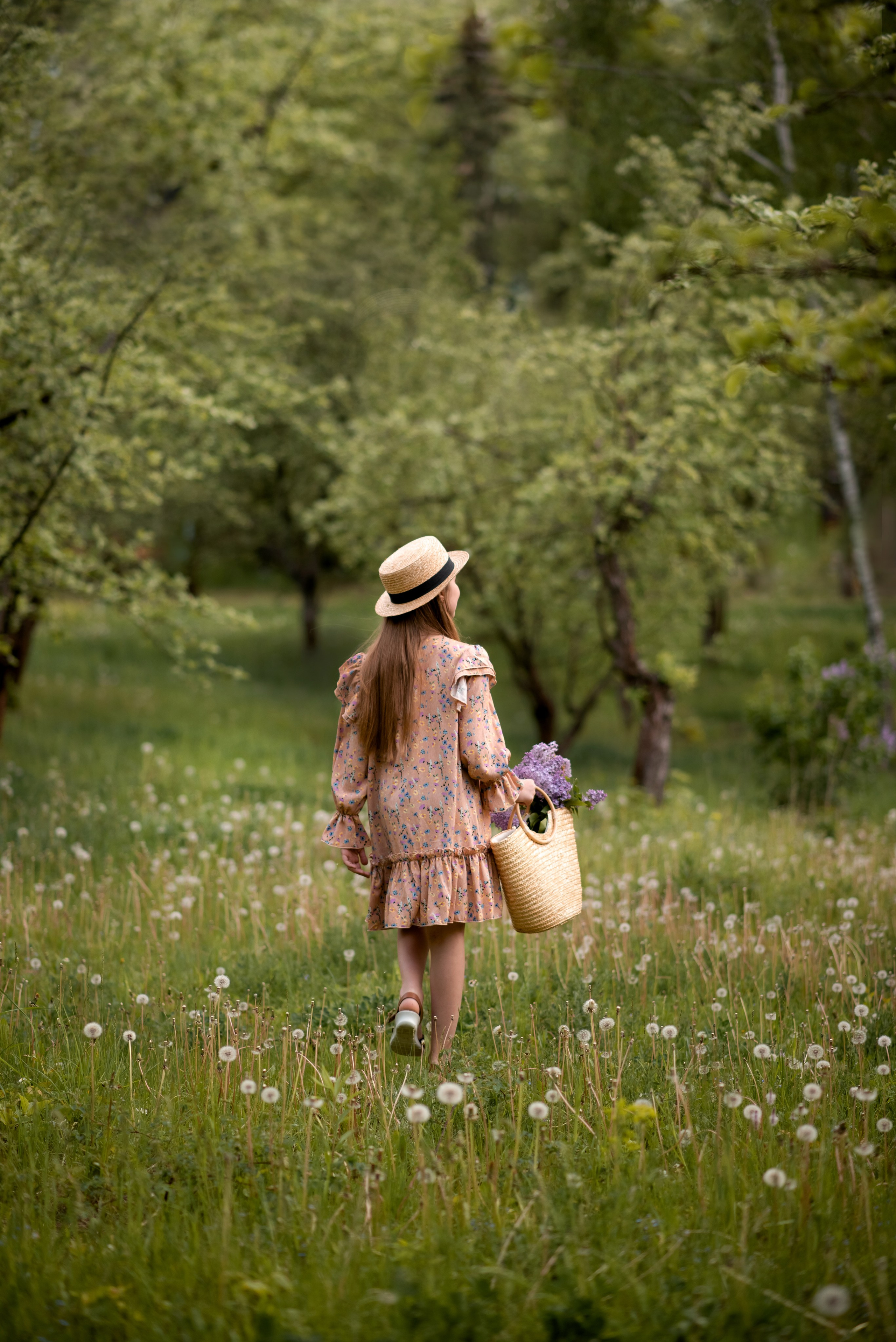 Александра. Фотосессия в цветущей сирени. Семейный и детский фотограф в Туле Светлана Воронкова