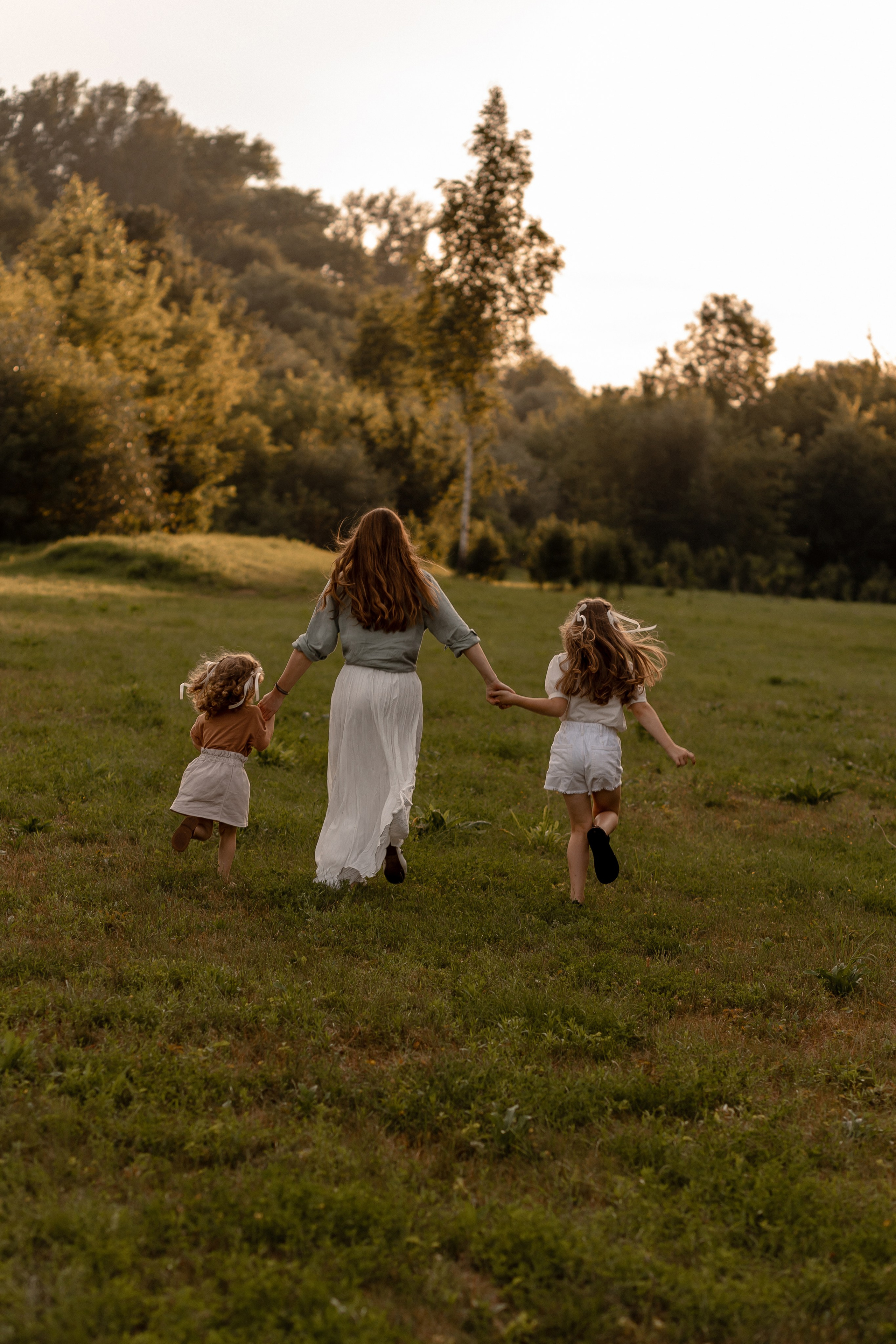 Юлия, Оливия, Эмилия. Свадебный фотограф Елена Ловцевич