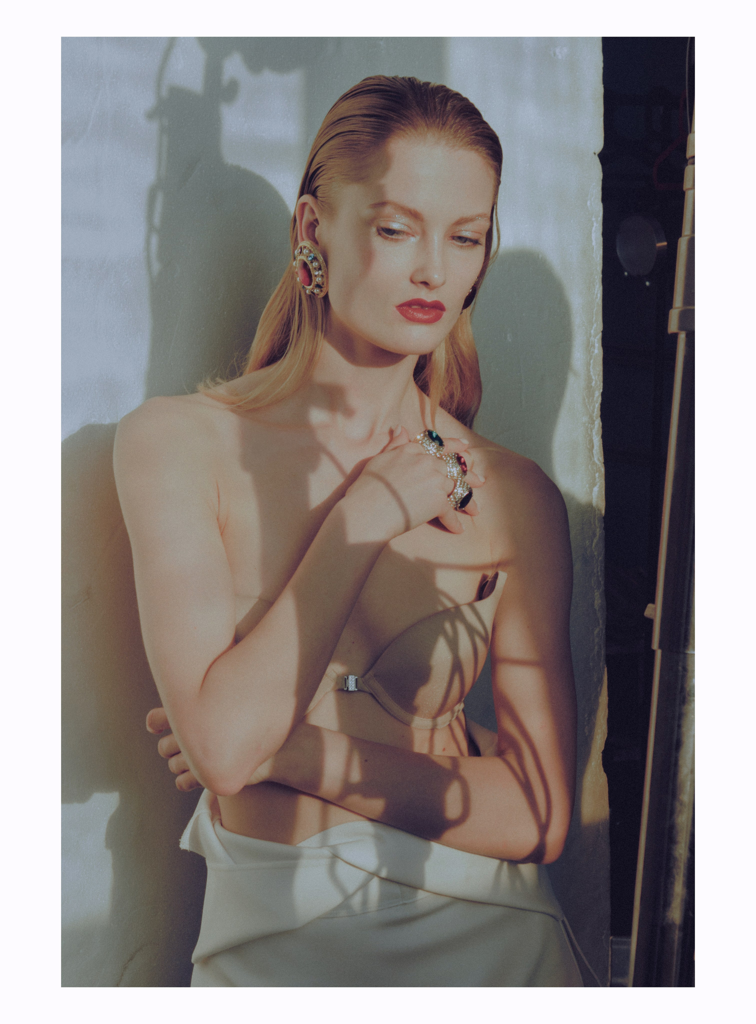 Portrait & Art. Commerce & art photographer