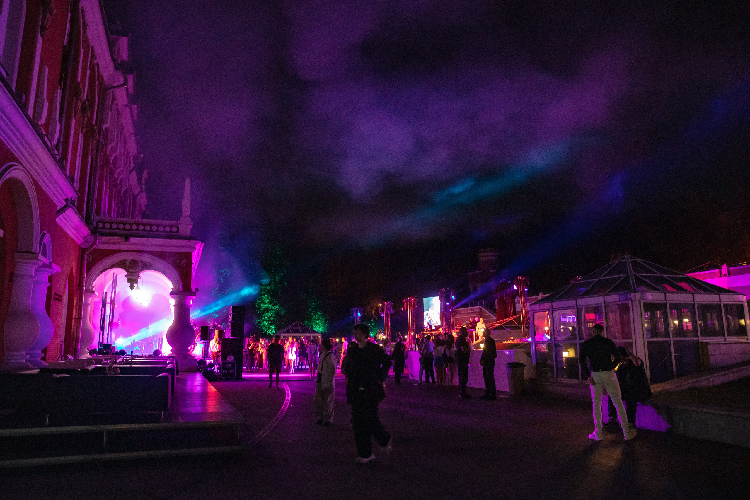 Группа ZOLOTO в Петровском путевом дворце/ AESTHETIC ONLY. Фотограф в Москве Яна Полосина