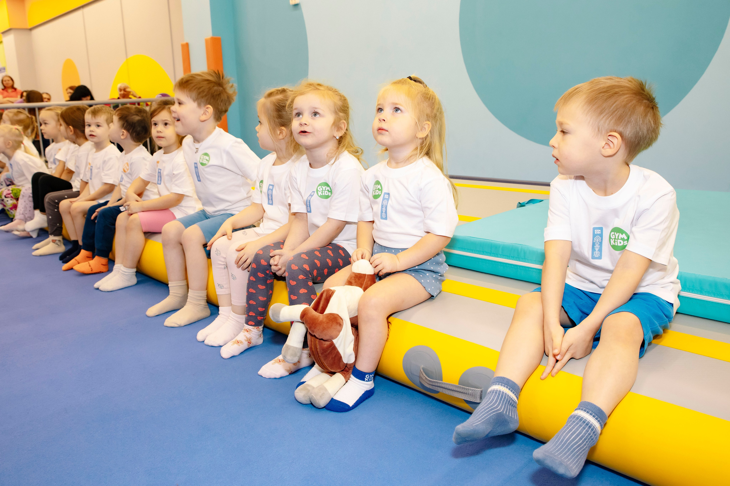 Соревнования по гимнастике в Gymkids Чертаново. Профессиональный фотограф в Москве | Заказать фотосессию и съемку