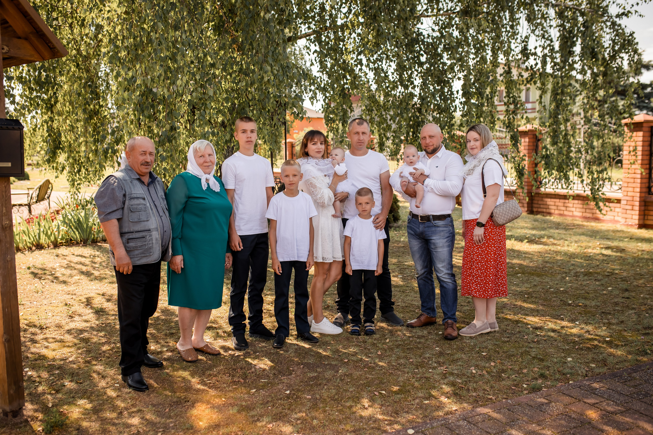 Крещение Милании и Эмилии