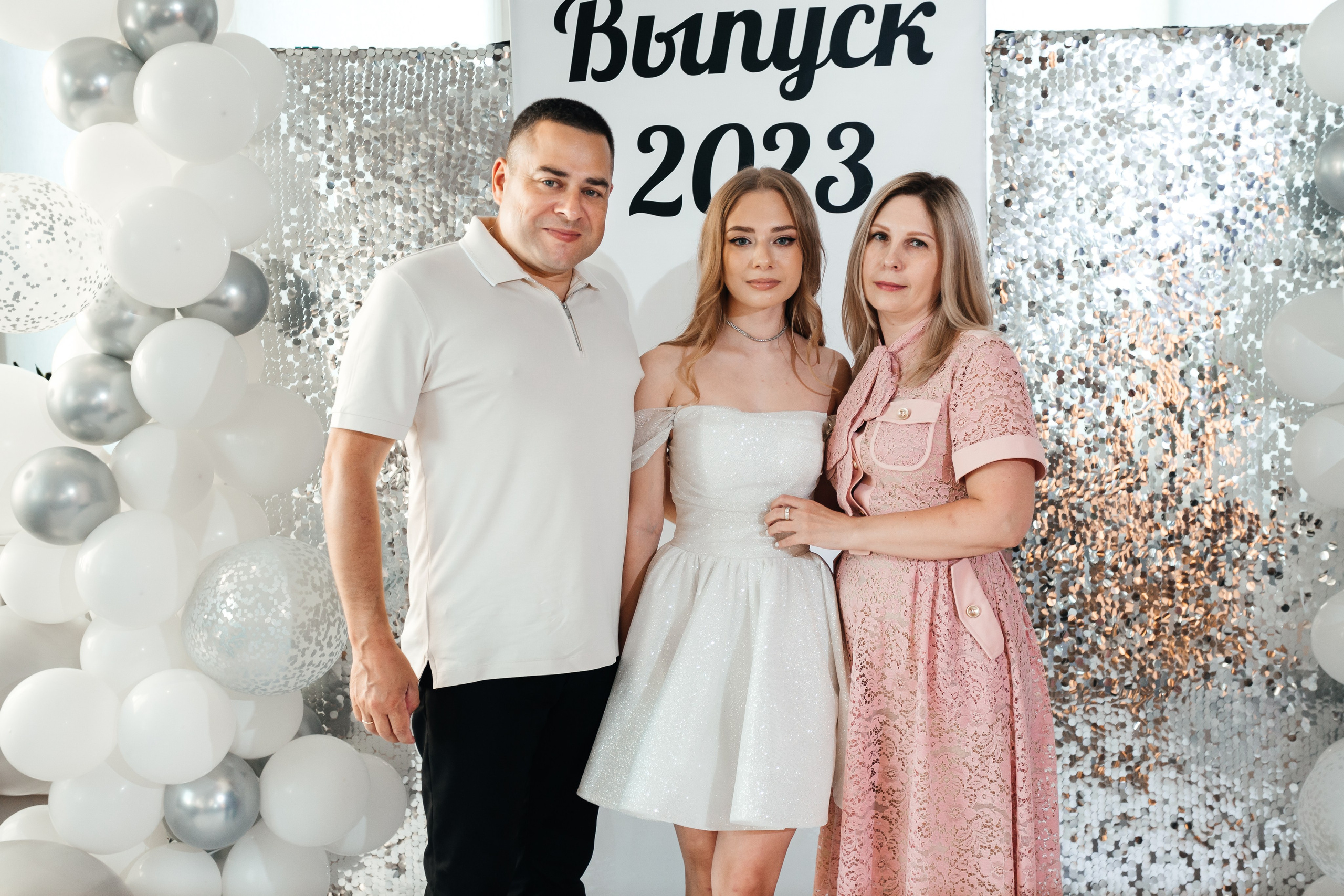 Выпускной 11 «А». Школа № 42. Свадебный фотограф в Краснодаре Николай Крауз