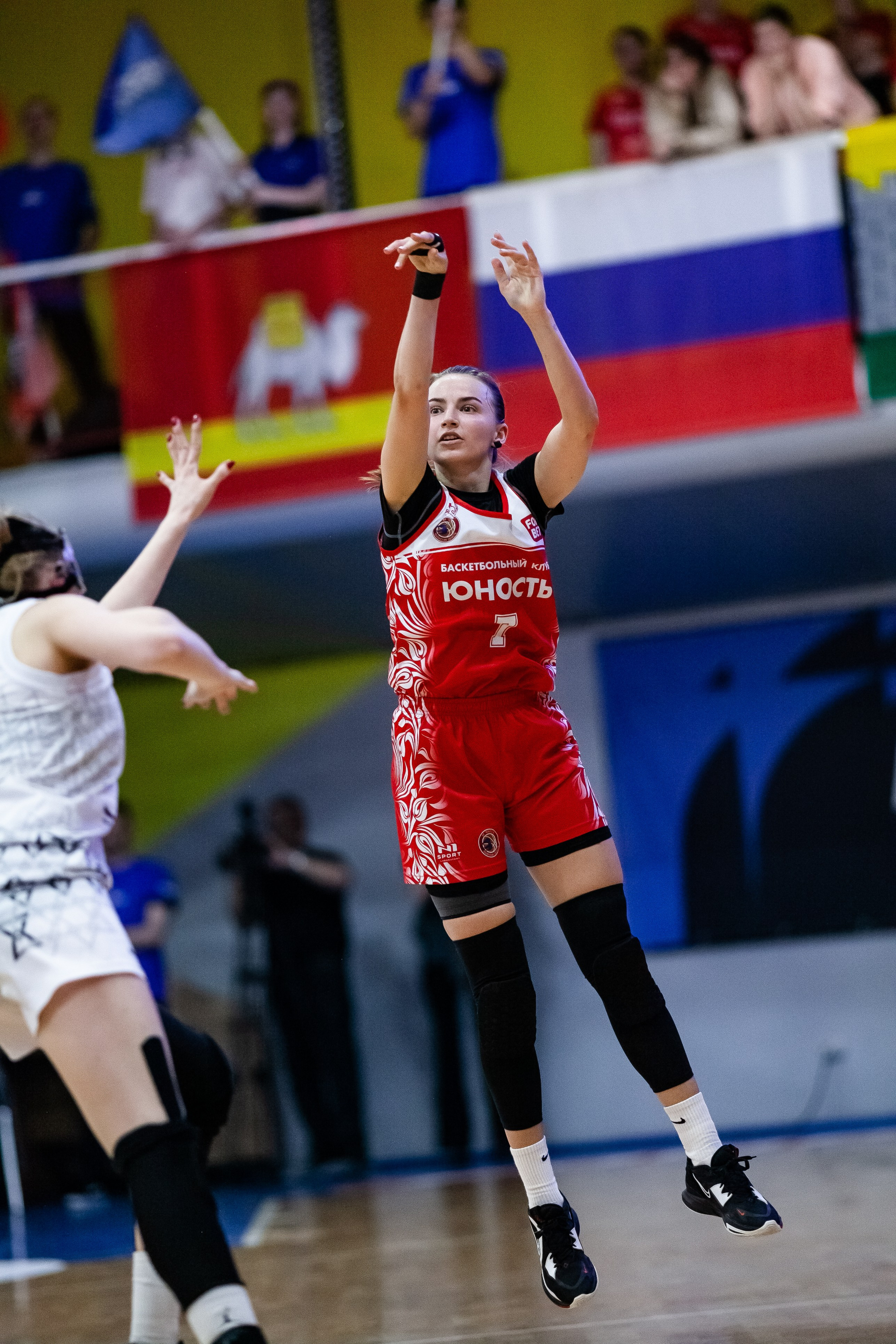 Славянка — Юность. Фотография