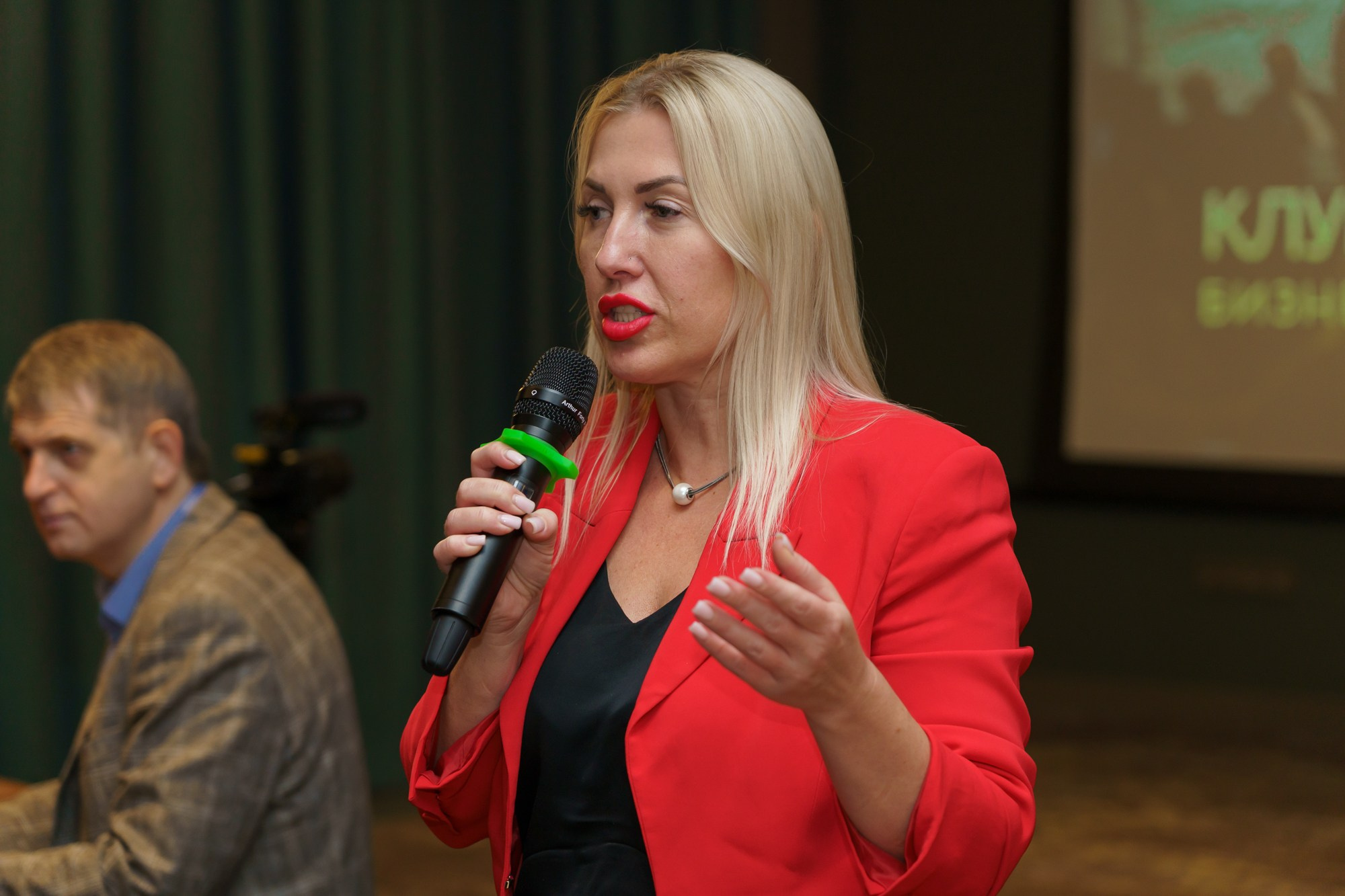 Выступление спикера. Photomantis