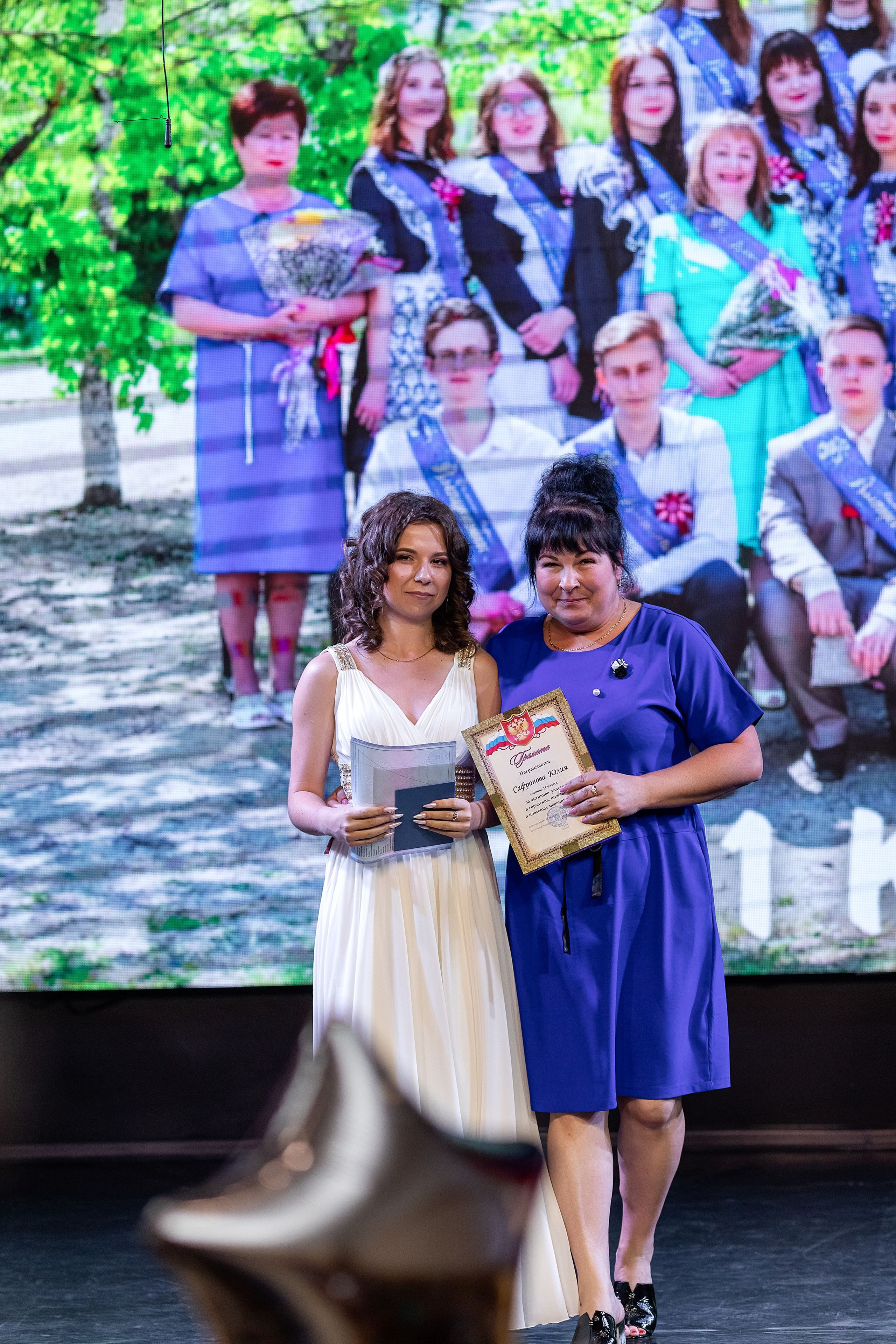 Выпускной 33 школа. Стильный выпускной альбом Владивосток фотограф Вероника Мигачева