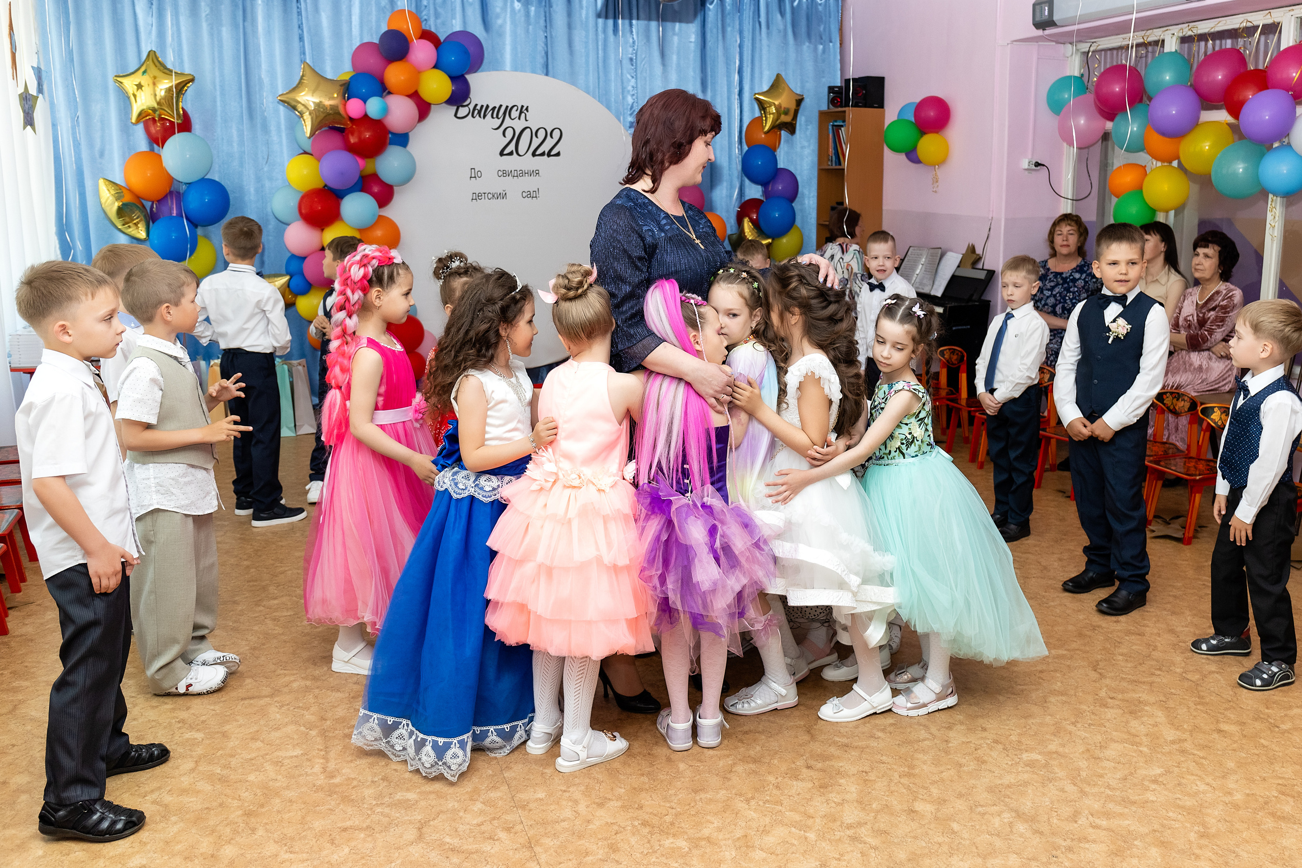 Выпускной Детский сад № 25. Стильный выпускной альбом Владивосток фотограф Вероника Мигачева