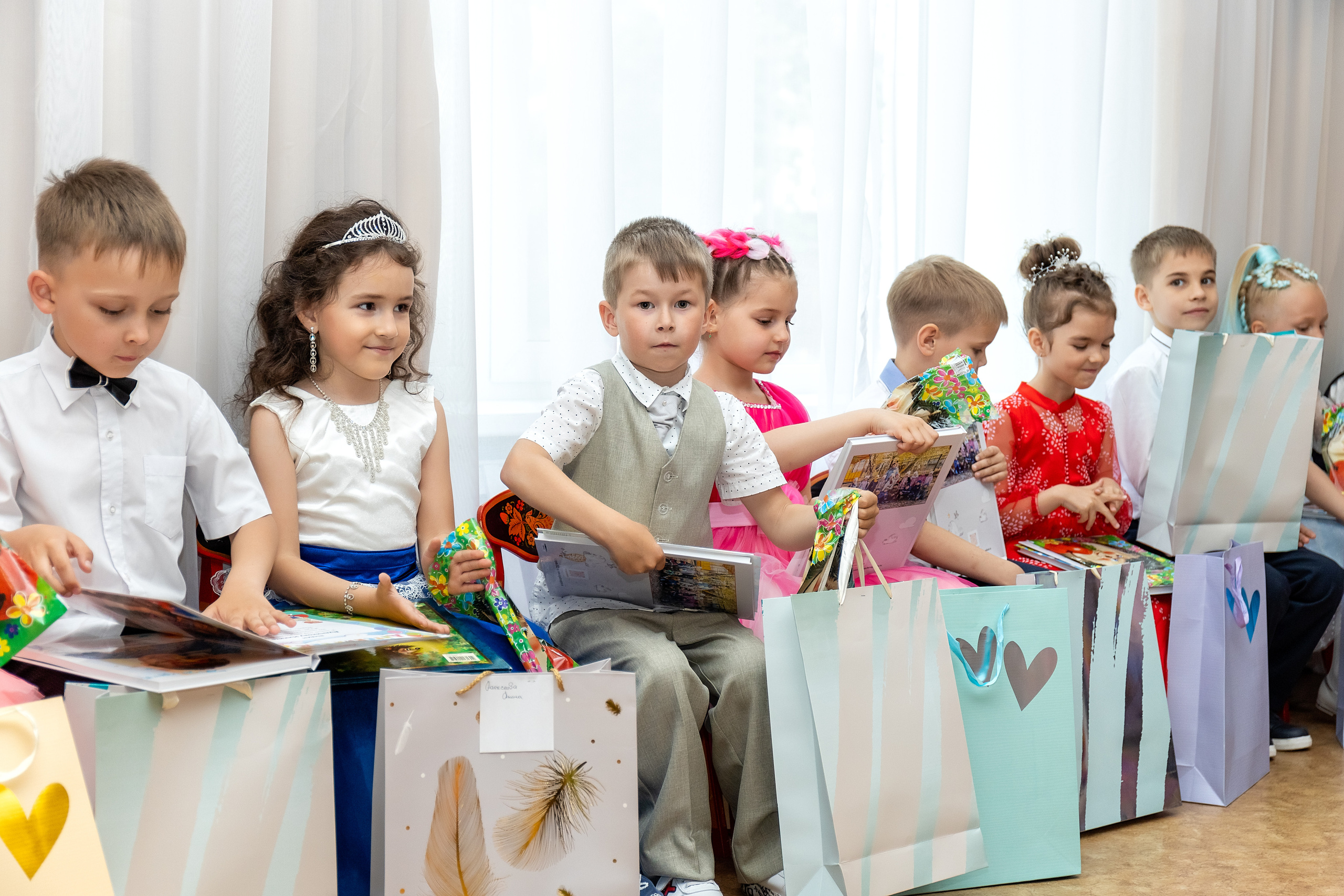 Выпускной Детский сад № 25. Стильный выпускной альбом Владивосток фотограф Вероника Мигачева