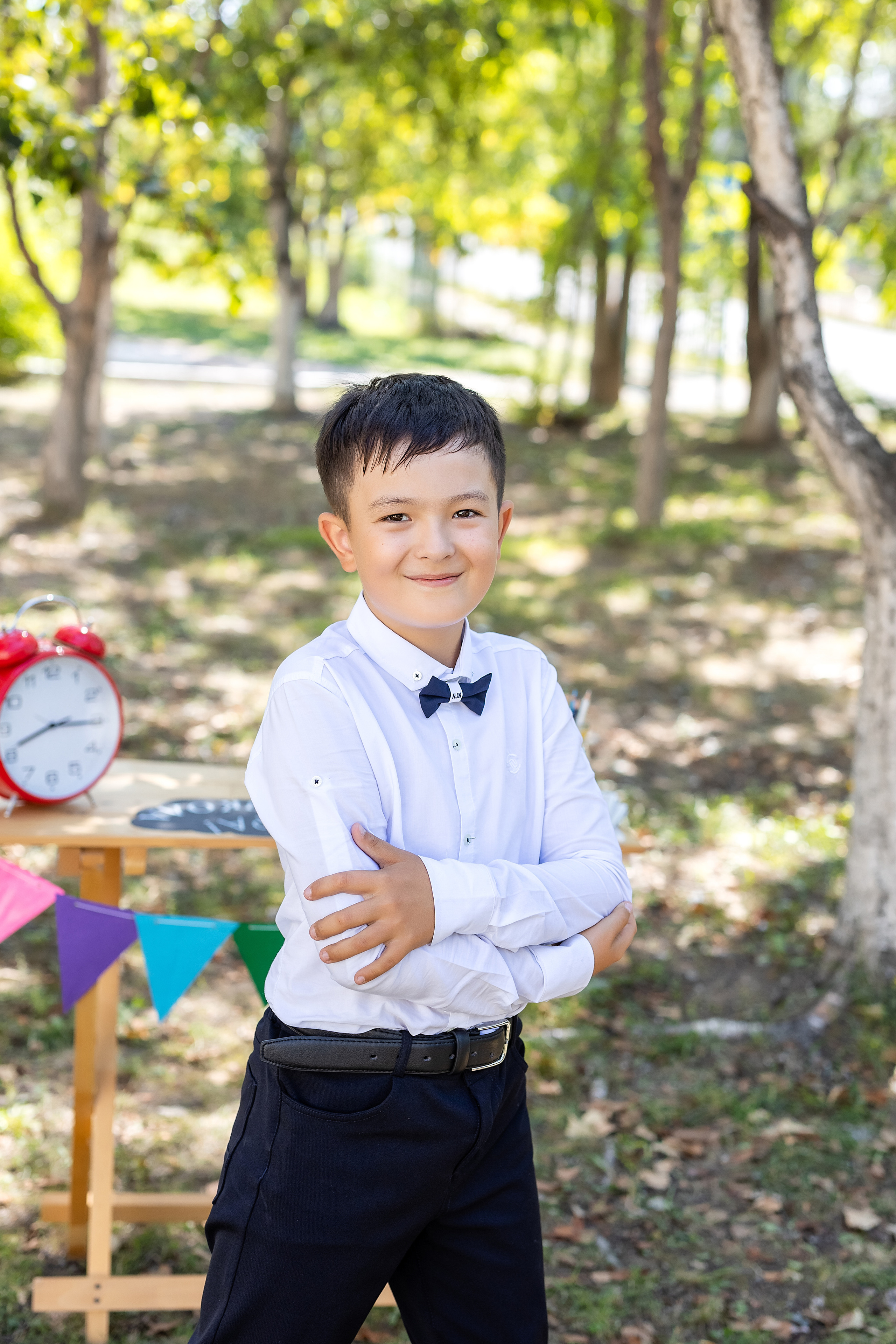 4-В, Гимназия. Фотозона «Здравствуй, Школа!». Стильный выпускной альбом Владивосток фотограф Вероника Мигачева