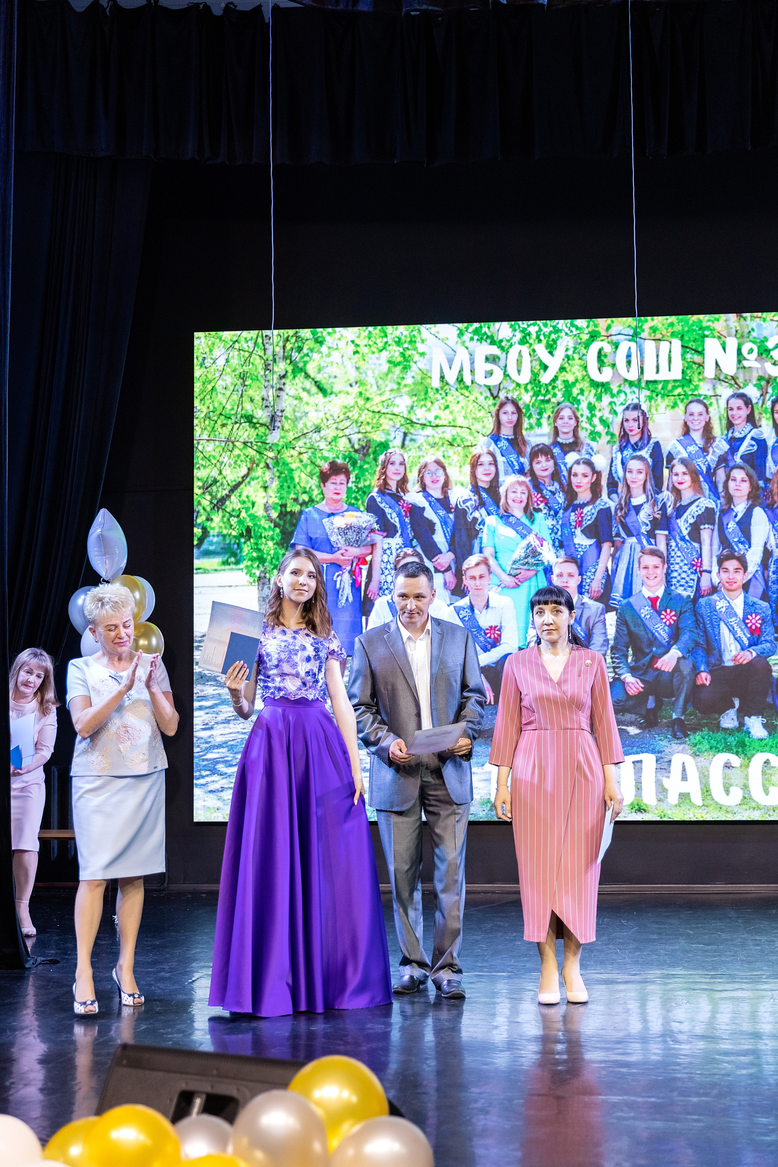 Выпускной 33 школа. Стильный выпускной альбом Владивосток фотограф Вероника Мигачева